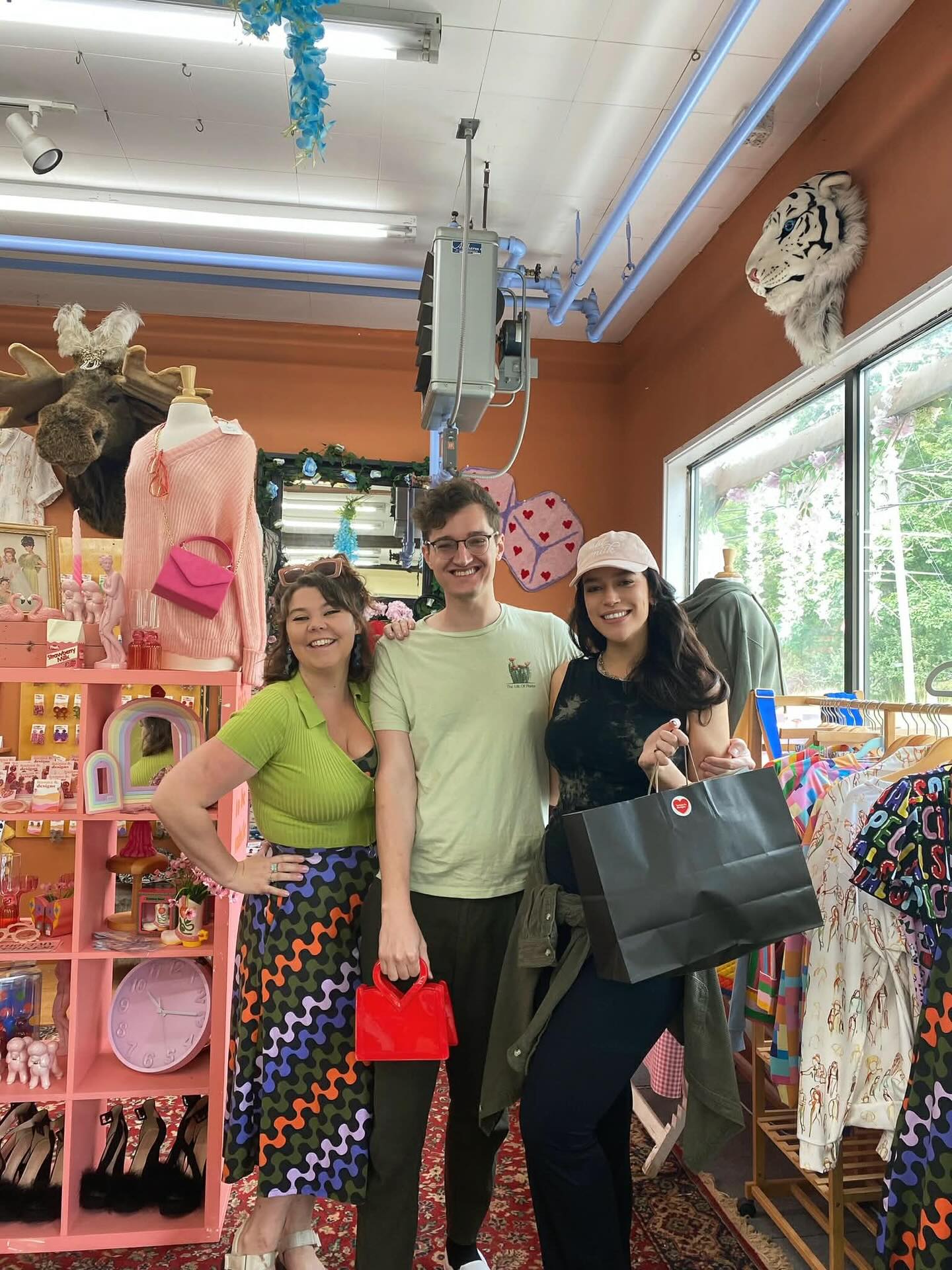 Thank you @5mainstreet it’s been wonderful! So excited for the next adventure with Hanna B. in the wild!!!!
Last day to shop at our location in Blue Hill. Super huge thank you to everyone who has been and continues to be so supportive. Cheers to more happy madness! 🍸❤️🍸