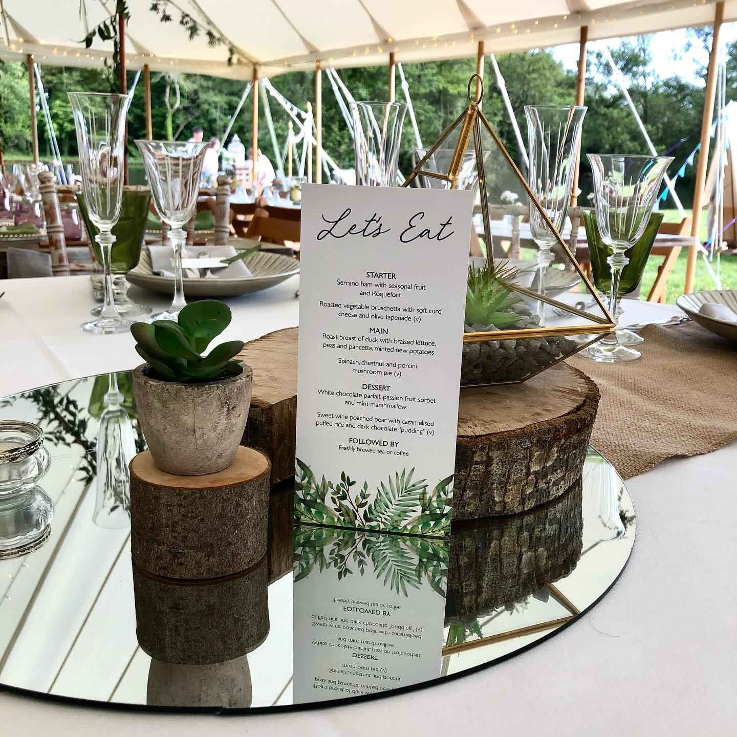 NATURAL 🌿// The details matter! Flipping through photos and stumbling upon gorgeous stationery images is a treat. Paired with the perfect venue, marquee, and styling, it’s pure magic.
In this photo: ‘Leaves’ design from The Studio Collection.
Venue: @decoyponds
Marquee: @tentsnevents
Tableware selected by: @gastrocateringuk and supplied by @couverthire
#weddingplacecards #placecards #weddinginspo #tablesetting #menus #weddingstationerydesign #arundel #weddingstationery #weddingbusiness #westsussex #iamcwdesign #felpham