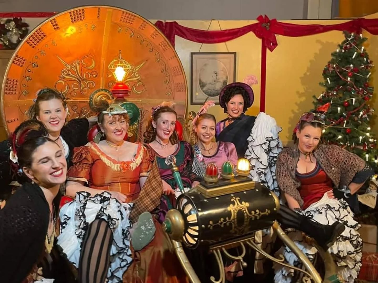 Our opening weekend for @dickensfair is on November 22nd and 23rd and we can't wait to see you there! 💕
📍Mad Sal's stage