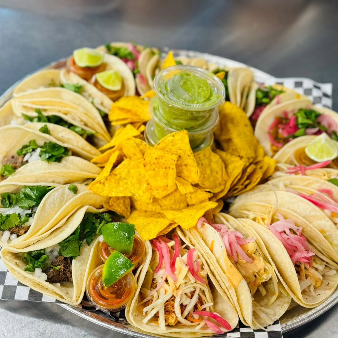 🎄 Looking for Christmas party food in Southampton? 🎄
Let Las Chulas Southampton take care of the tasty part!
We’re now offering Party Taco Platters — perfect for office gatherings, family parties, or get-togethers with friends.
🌮 What’s included:
• 15 tacos (mix of beef & pork)
• Sides of warm beans
• Fresh coleslaw
Everything comes ready to serve and perfect for sharing!
Send us a message or stop by to place your order. ✔️
Let’s make your Christmas party a little more Mexican this year!
#SouthamptonOntario
