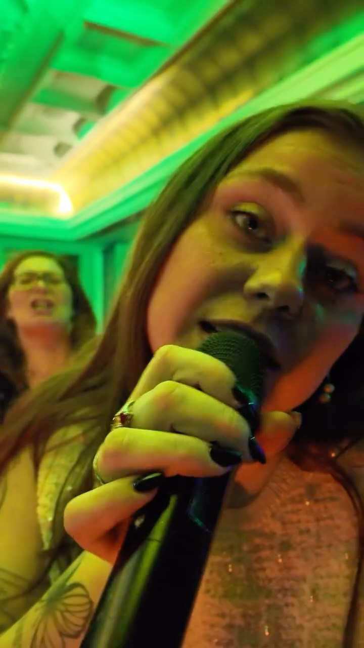 Big thanks to the team at @grantthorntonie for having us join you in the fabulous @westburydublin on Friday for your Christmas party 🥳 We hope you had as much fun as we did!
The festive season is in full swing, and we’re looking forward to joining you for the celebrations 😍🎄
#christmasparty #weddingband #irishweddingband #irisheventband #weddingbandireland #irishband #westburyhotel #dublinevents