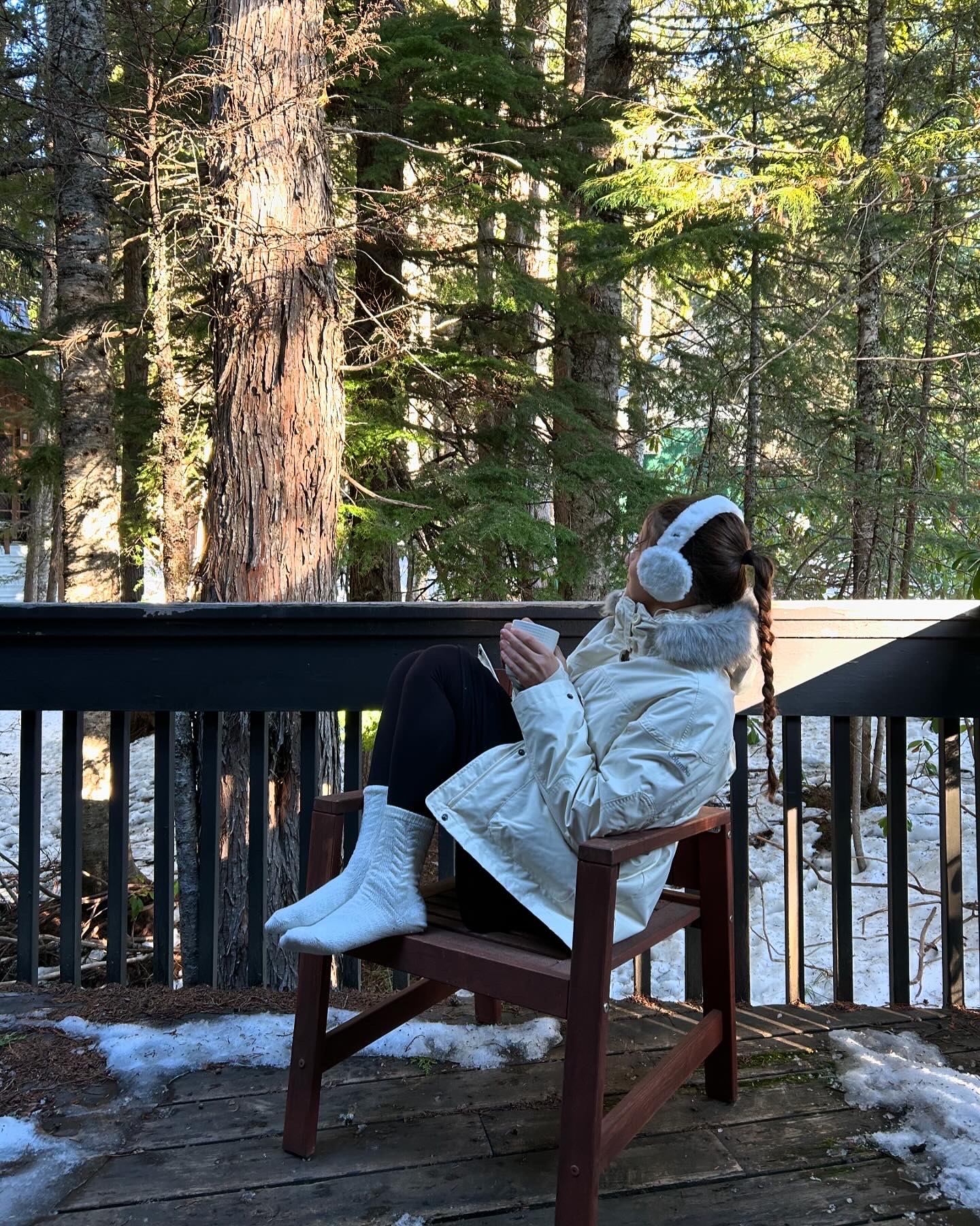 Cold and flu season is here, and we’re turning to nature for support. 🌿 Start with Eucalyptus to clear congestion, add Peppermint for soothing relief, and finish with Lemon to brighten and support immunity. Diffuse morning or night and breathe easier.
.
.
.
.
.