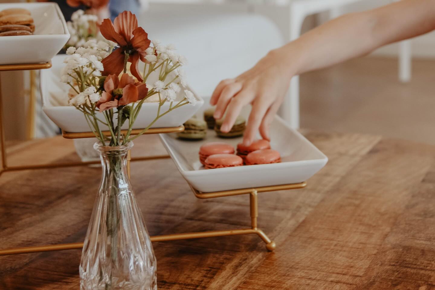 🧡 Savoring that “one more bite” moment! We hope your Thanksgiving was filled with warm memories and good company. 💫
We’re grateful for every celebration hosted in our space and for the joy our clients bring through the doors. 🧡
Photography | @annascanlanphoto
Email | hello@humbolco.com
#Thanksgiving #EventCenter #Grateful #HolidaySeason #CelebrateTogether #hendersonvilletn #sumnercounty #nashville