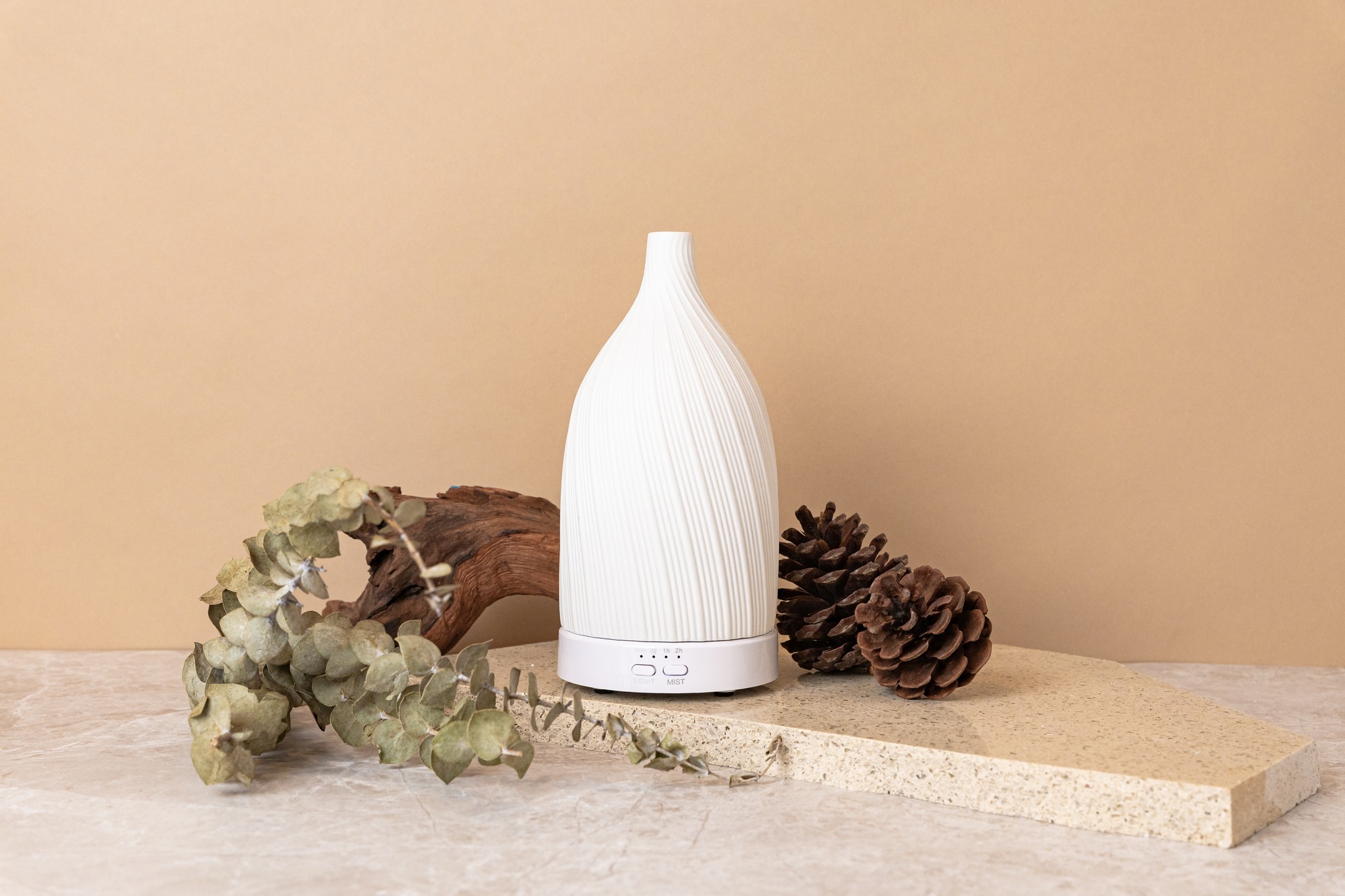 From sunrise to bedtime, there’s a scent for every moment. ☀️ Begin your morning with Dawn, keep energy steady with Boost, and end your night with the soft calm of Doze. A simple daily ritual for balance. 🌙
.
.
.
.
.