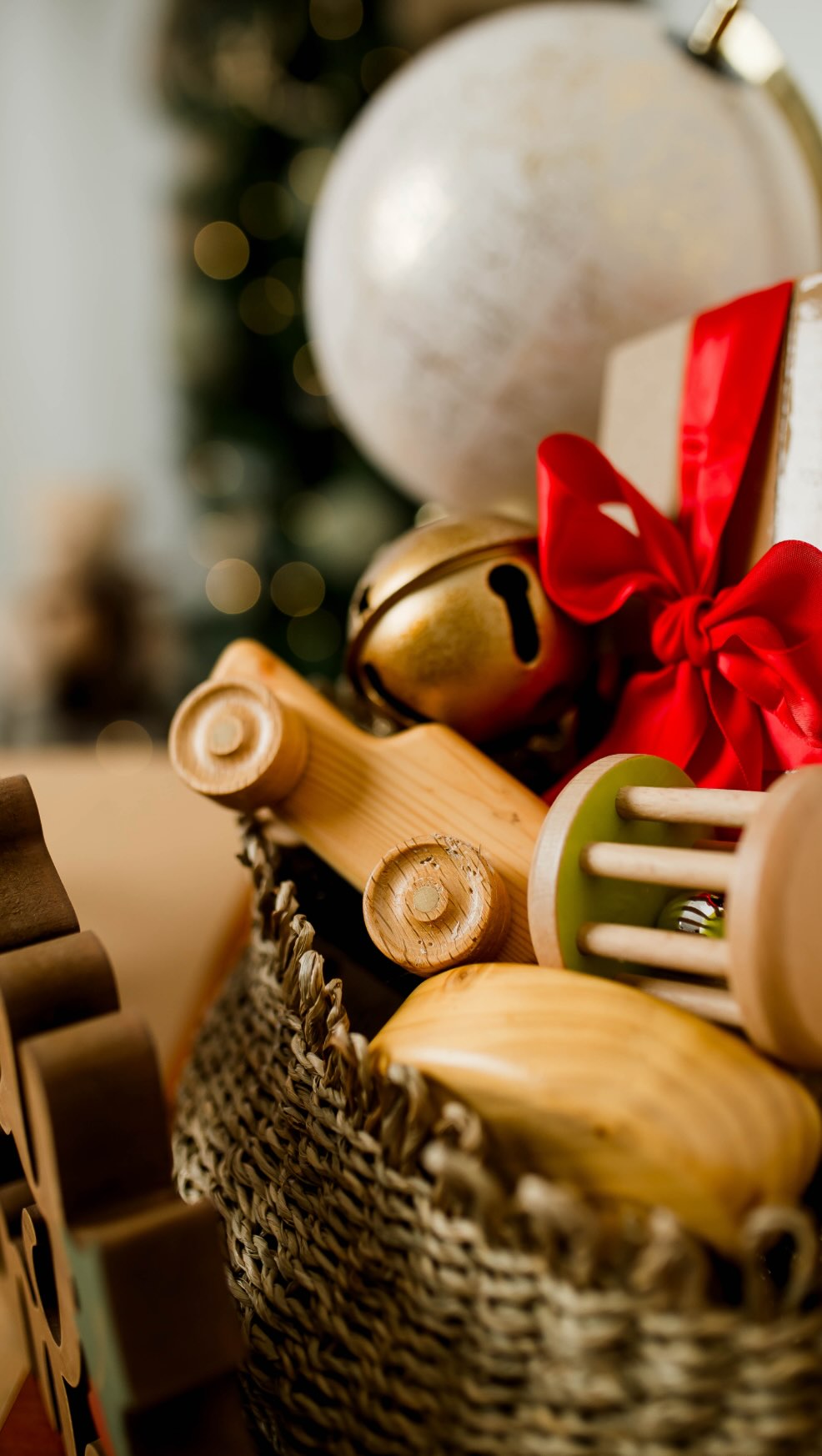 Alogs goes shopping-come along to unbox something for the studio!
Can’t wait for the next baby client to get comfy in it-it’s going to be adorable!!!
*Don’t mind my lip syncing not lining up to my voice-over function🤭🤪🥰
Now booking newborns for 2026
What are you waiting for, reach out & let’s photo magic together 📸
www.alogsphotography.com
#illinoisphotographer
#chicagophotographer
#aurorailphotographer #oswegoilphotographer
#montgomeryilphotographer
#luxerymaternityphotographer
#maternityphotographerauroraillinois
#babyphotographerchicagoillinois
#newbornphotographeryorkvilleillinois
#cakesmashphotographermontgomeryillinois
#aurorailcakesmashphotographer