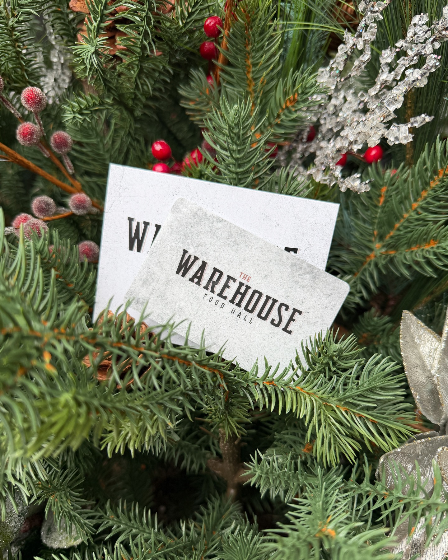One card. Endless cravings. The Warehouse gift card works at every bar, kitchen, and even retail inside the hall, so they can eat, sip, and shop their way through whatever they’re in the mood for.
Perfect for the food lover, the hard-to-shop-for, or anyone who just likes having options.
🎁 Available in any amount
Buy online at the 🔗 in bio or in-person at The Loading Dock