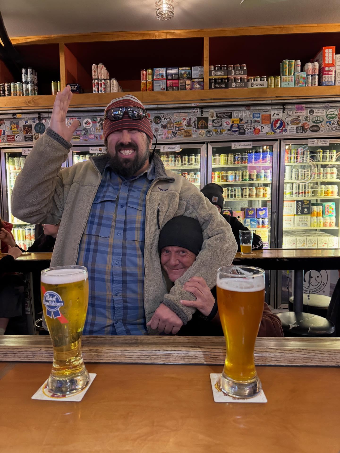Birthday boys & their birthday beers 😁🤩🍻
#mikeandtony #birthdayboys #birthdaybeers #funandcheers