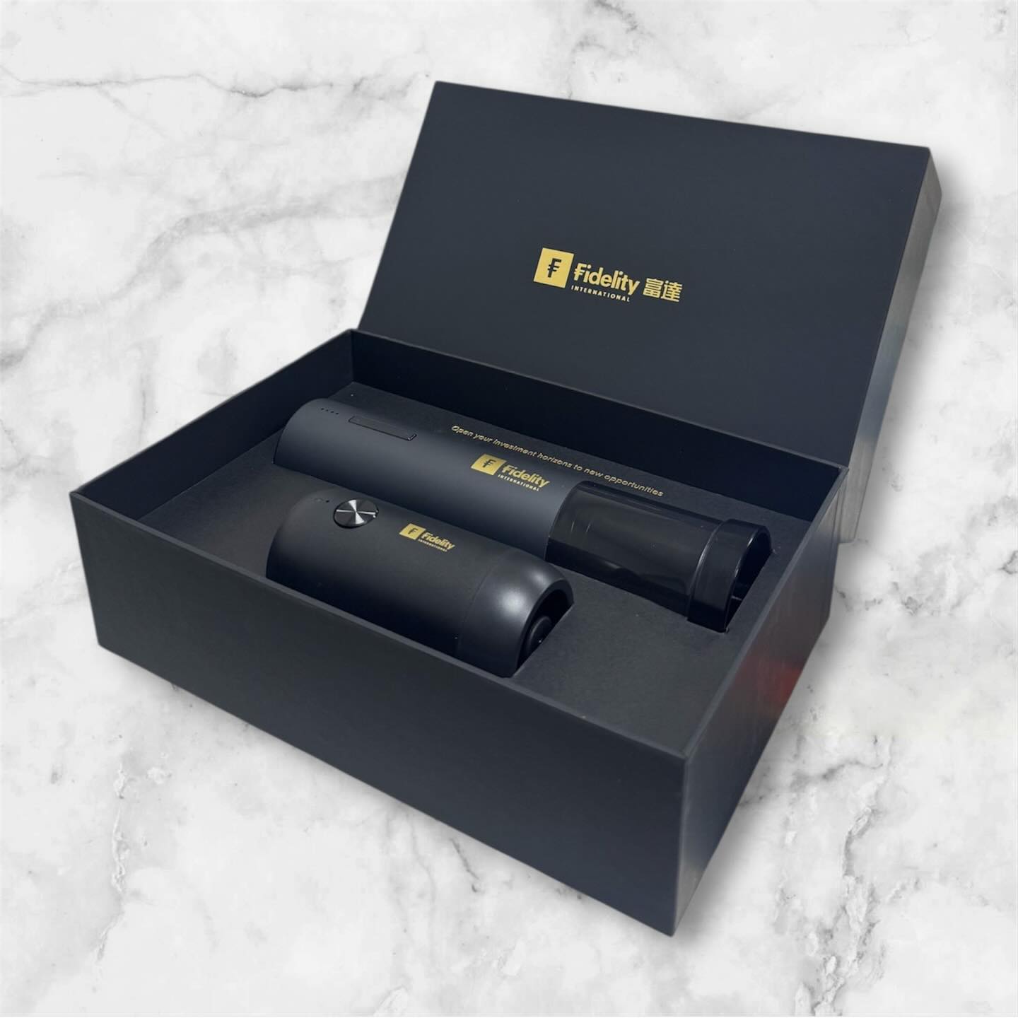 Wine Opener Gift Set
🎯Click the link in bio to read more.
#companygift #businessgift #gift #premium #event #hongkonggift #souvenir #customised #customisedgifts #notebook #leathergoods #corporategifts