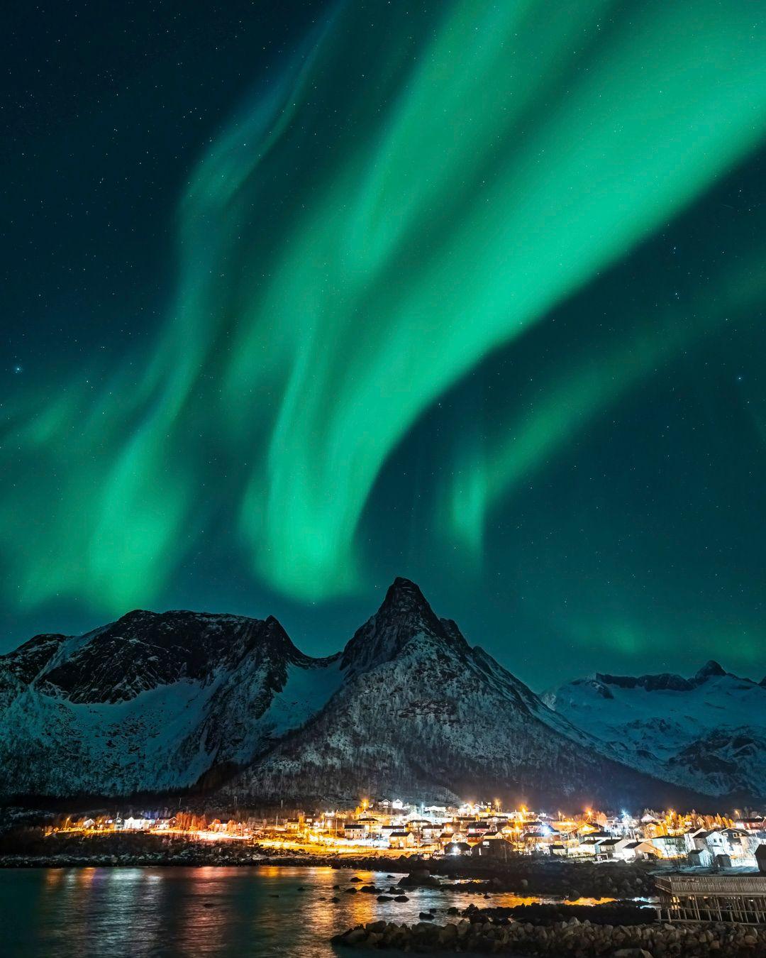 For clients who have always dreamed of seeing the Northern Lights, save this post!
We know the sweet spot for seeing the aurora at its most spectacular: the shoulder months of late February to mid-March and late September through October. You will appreciate dark skies, crisp, clear air, and fewer tourists.
We also know the locations where you can view the lights most intimately, surrounded by wilderness with experts leading the way. This is privileged access to one of nature’s most dazzling displays.
Let’s make sure you see the Northern Lights with all the right touches
#novaknows #sovirtuoso #LuxuryTravelAdvisor #LuxuryVacation #luxurytravel #traveladvisor #ExclusiveExperiences #LuxuryHotels
.
.
.
.
#InsiderTravel #HighEndTravel #NorthernLights #TravelTips