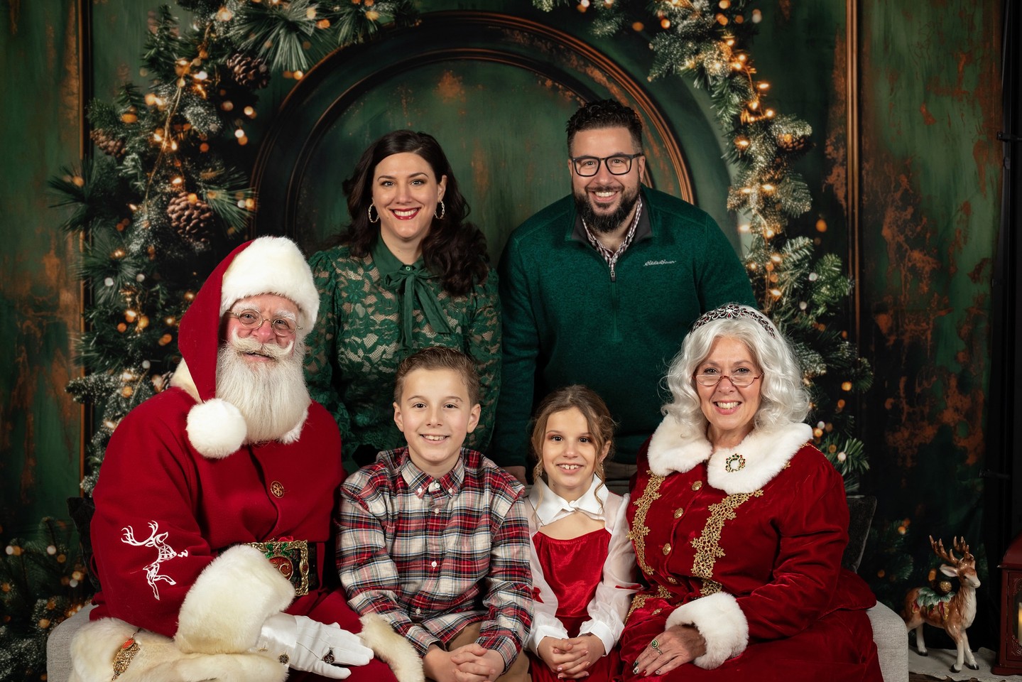 Merry Christmas from our family to yours!
Contact us at 248-438-8008 or clients@honestinsurancebrokers.com