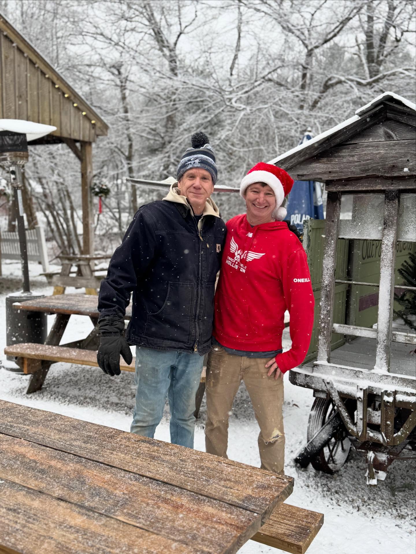 Merry Christmas from us at Out Post Farm!
We’re open today from 8:00-2:00 for holiday pickups, sides, pies, and any last minute brunch or dinner needs!
#christmaseve #merrychristmas #open #holidaypickup