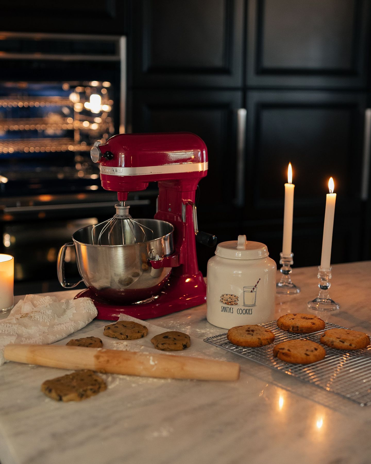 Before the night ends, don't forget to set out Santa's favorite cookies (we hear he prefers them from The French Workshop 😉)
#TheFrenchWorkshop #SantaApproved #ChristmasEveTradition #HolidayCookies #SeasonalSweets #FestiveMoments #HolidaysAtHome #LuxuryBakery #TFWHoliday