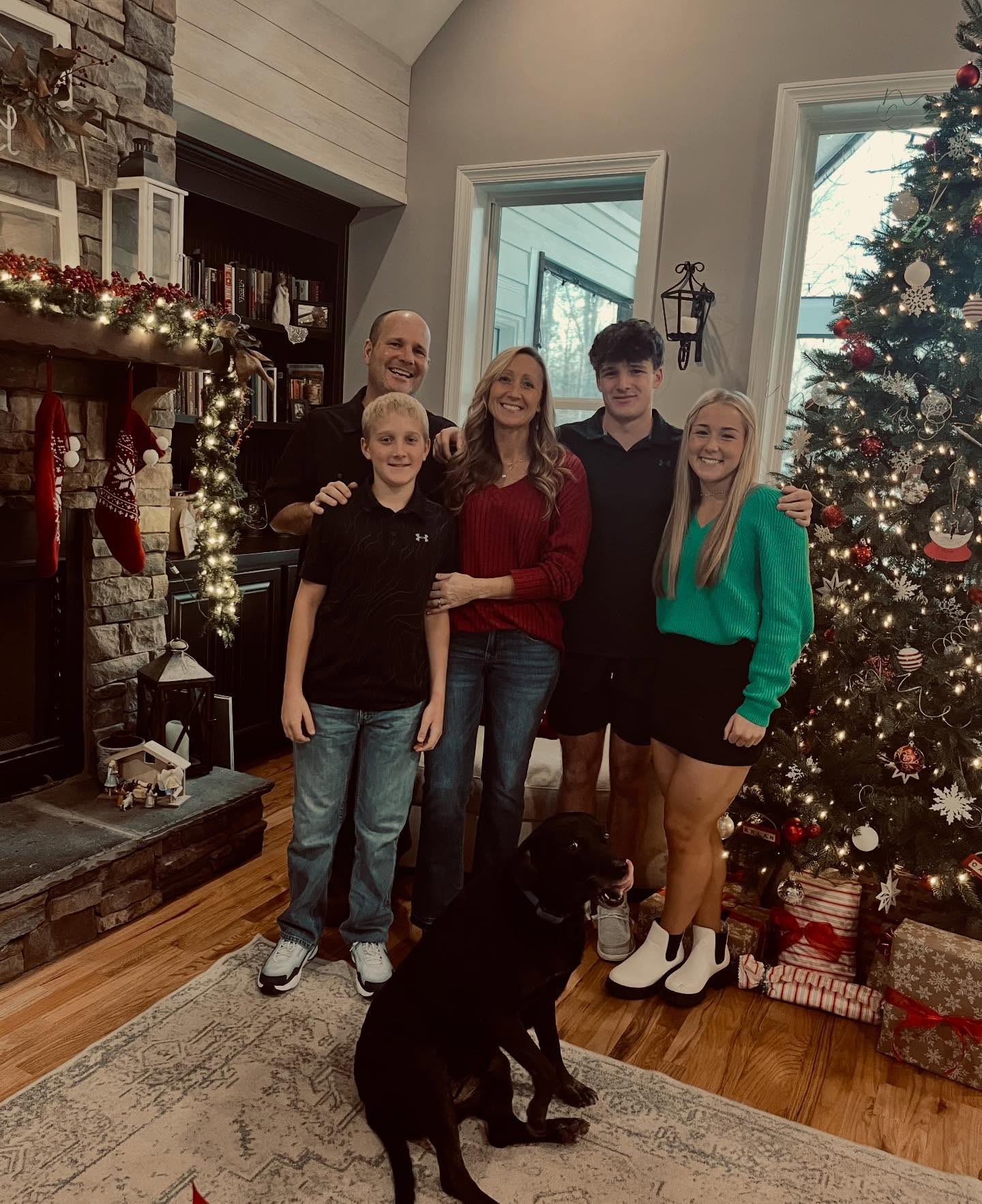 Merry Christmas from the Mitchells + Dixie ♥️🎄♥️