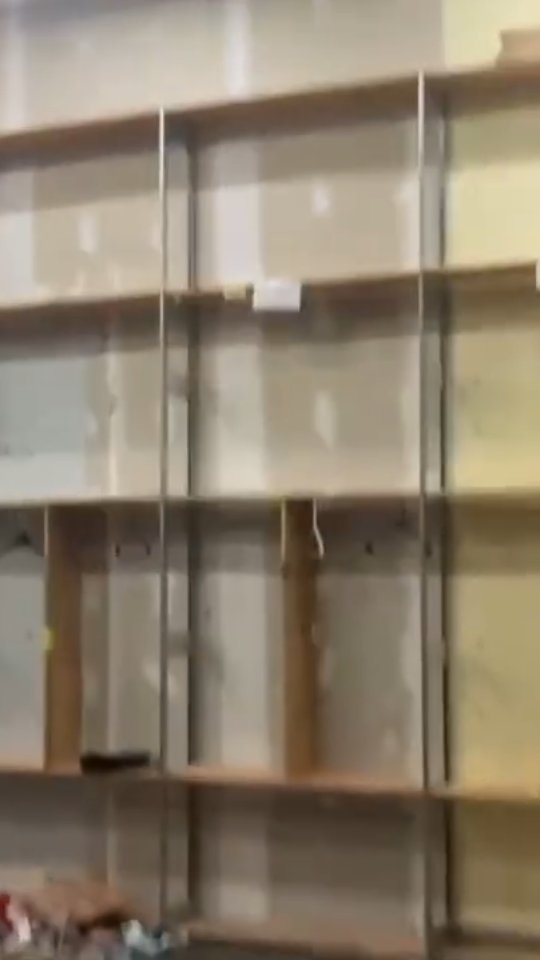 Change is good.
Thank you to everyone that's walked through our UPW doors at Marketplace Mall.
2026 will be even bigger!
Onward and UPWard
🎵 @TneCityFeelsBand - The City Feels (Like Home)
2021 moving day footage courtesy of @stfmedialive
Live Taped Wrestling footage by @guerrillapressproductions
#Wrestling #UpstateNYWrestling #NYWrestling #RocTownLive #RocTownEvents WEareUpstate