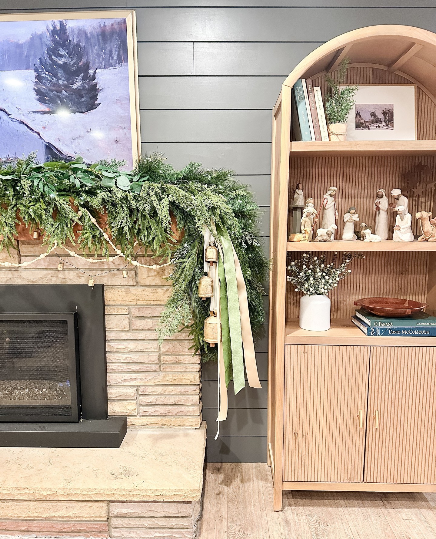 The magic of Christmas was so special. But now that the memories have been made and the presents have been opened, your home is probably ready for a reset.
I have the perfect thing to help you get and stay organized in 2026! Whether you're ready right now, want to start first thing in January, or a bit later...
Our 30-Day Reset Program teaches you EVERYTHING you need to know to completely reset your home in 30 days. It is designed to bring calm and order back into your spaces one step at a time! Start the new year with systems that actually work for you.
Comment 30 and I'll DM you the details.
#utah #organizer #utahhomeorganizer #homeorganization #organizedliving #newyearreset #declutteryourhome #newyear #saltlakecity #saltlakeorganizer #newyearresolutions #newyeargoals #goals #home #organizing #organizedhome #newyearnewme #organizingchallenge #organize