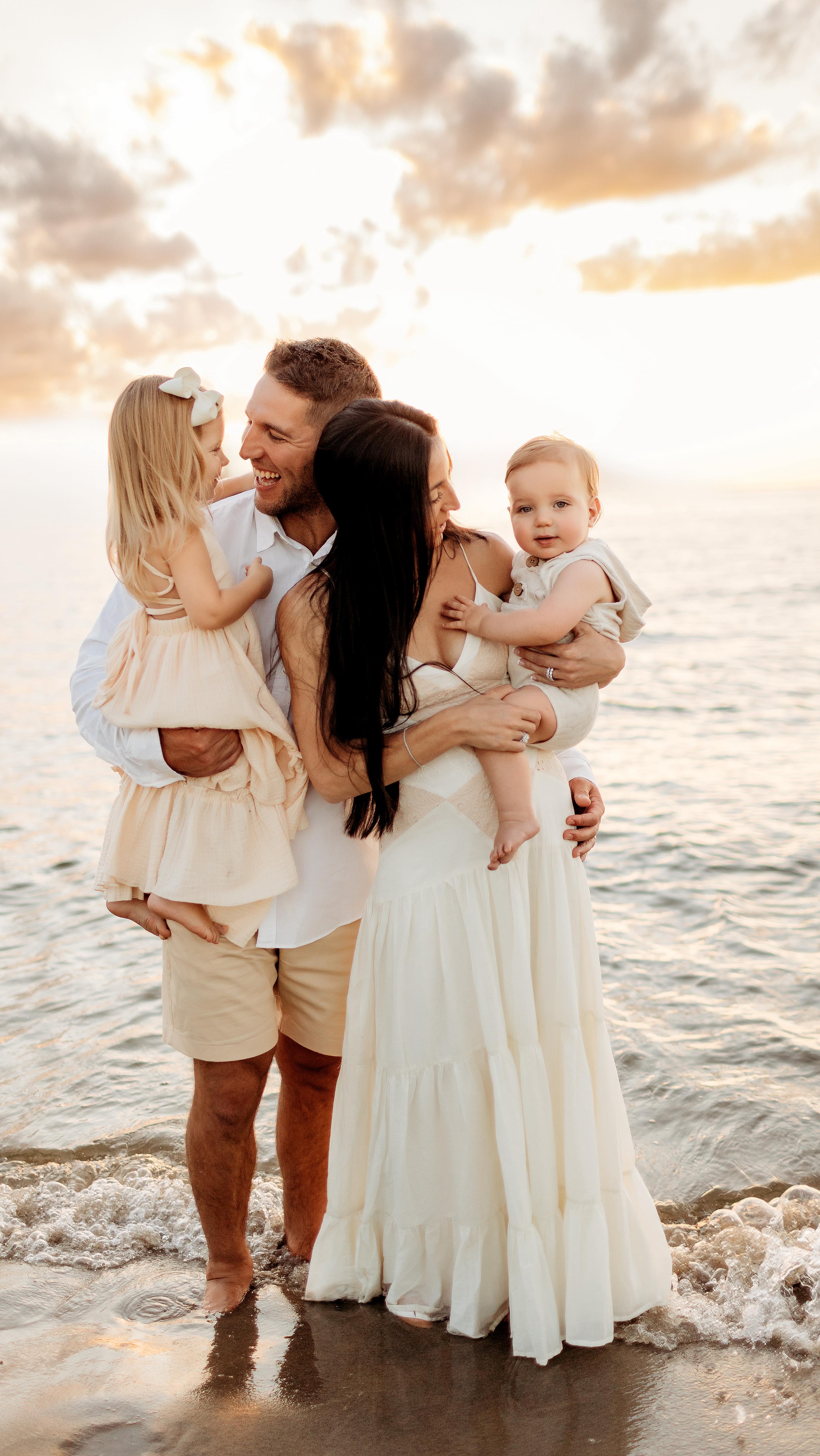 ✨ THIRD ANNUAL FAMILY SESSION GIVEAWAY ✨
As the year comes to an end, my heart is so full ?
This is my third year in a row giving back with a family session giveaway because time moves fast, and these moments matter.
I’m gifting ONE Summer Family Session to a family who wants to freeze this season of life forever ☀️?
TO ENTER:
• Follow my page
• Like + save this reel
• Share & repost (tag me!)
• Tag your friends!!!
• Comment why this session would mean something to you ?
? Winner announced Jan 1.
Thank you for another incredible year. Your support means everything to me ?
www.tinyheartsphotography.com
#bergencountyphotographer #njphotography #giveawayfamilysession #newjerseyphotographer #familyphotoshoot