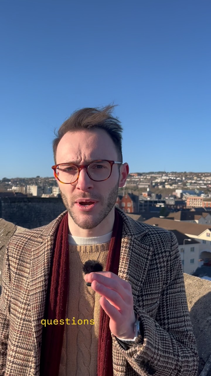 Calling all SHORT PIECES! If you want to showcase something shorter, perhaps something 10-15 minutes long as opposed to a full hour, don’t hesitate to apply! There are also opportunities to showcase as part of a multiple billing!
Applications for Cork Fringe 2026 close on January 13th, midnight ✨