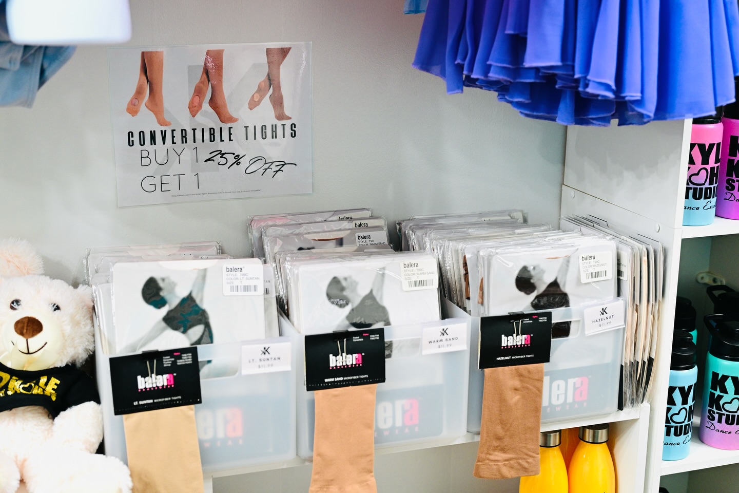 CONVERTIBLE TIGHTS
BOGO 25% OFF
⭐️⭐️⭐️⭐️⭐️
Dresscode items available online or right inside Kyle Kahn Studios!
@kylekahnstudios
@kksapparelco
https://www.kksapparelco.com
SUPER CONVENIENT!
COME IN AND SHOP WITH US!
⭐️⭐️⭐️⭐️⭐️
.
.
#bestdanceschoolinnewnan #bestdanceschool #danceschoolforkids #danceschoolforteens #bestdanceschoolingeorgia