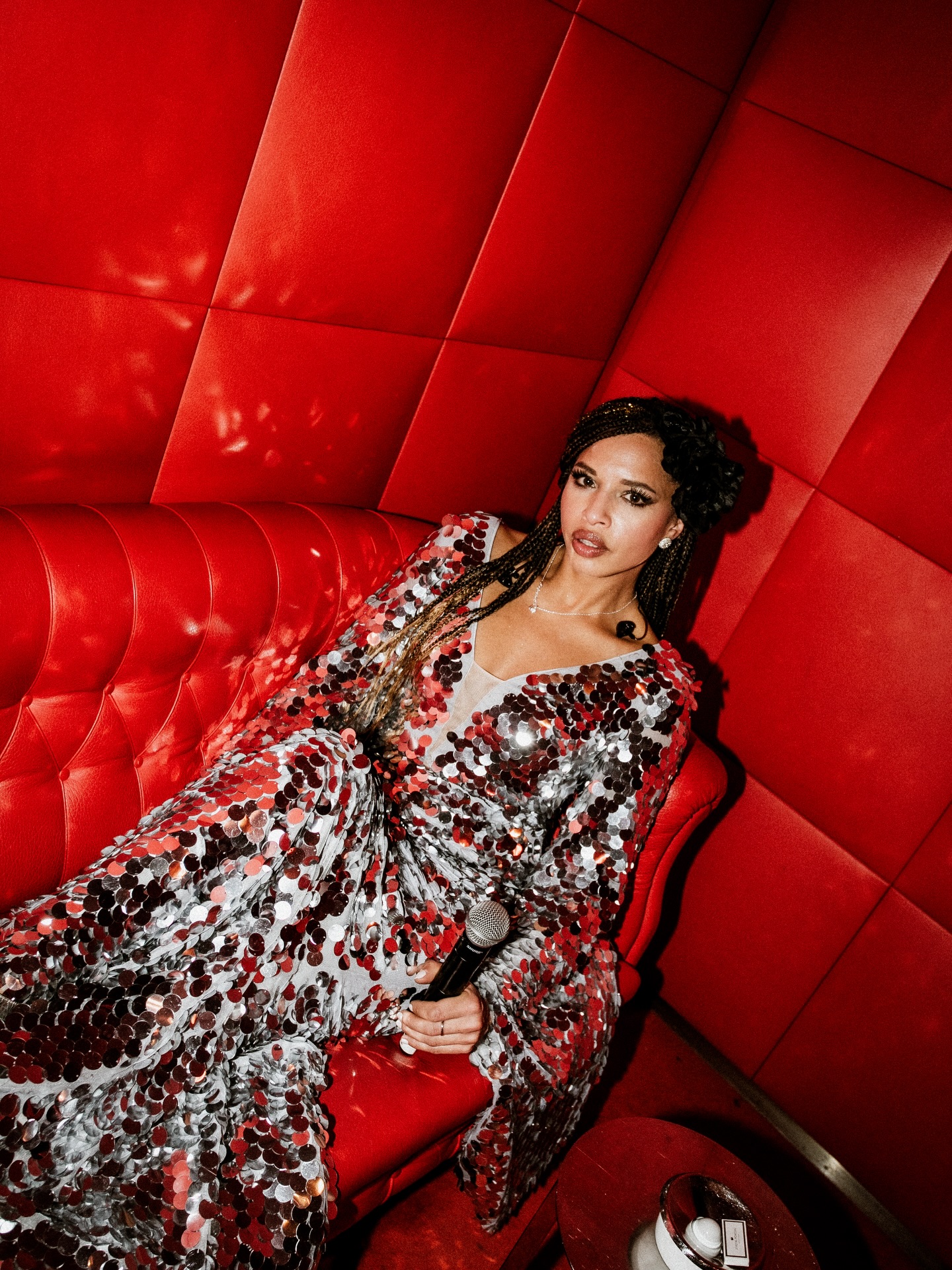 A New Year’s Eve to remember at @leroyalmonceau ✨
📸 @aurastudioparis