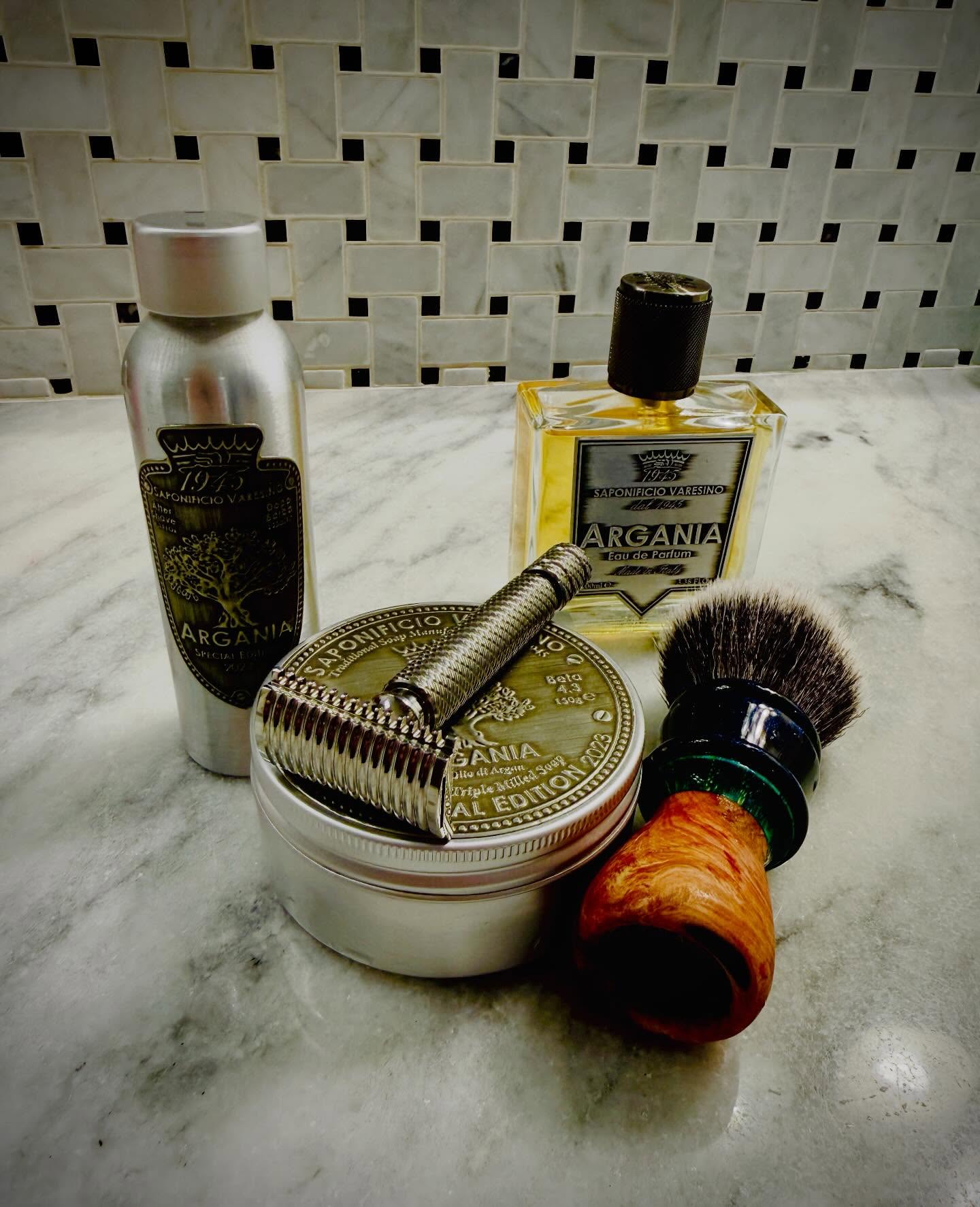 Thank you @saponificio_varesino @wolfmanjamescanada @bobbymoffett @sawdust.creations #shaveoftheday #sotd #wetshaving