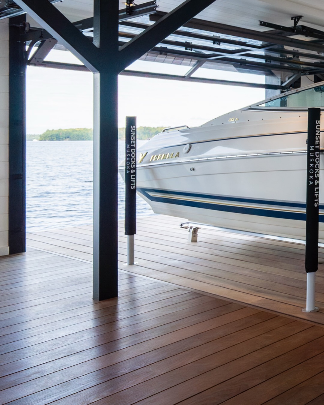 Your boat, styled like furniture.
This Golden Platform Lift turns your boat into a design feature — clean, seamless, and perfectly at home inside the boathouse. Less machinery, more showroom.
Because luxury lives in the details.
#goldenboatlifts #platformlift #boathouseluxury #lakemuskoka #muskokaliving