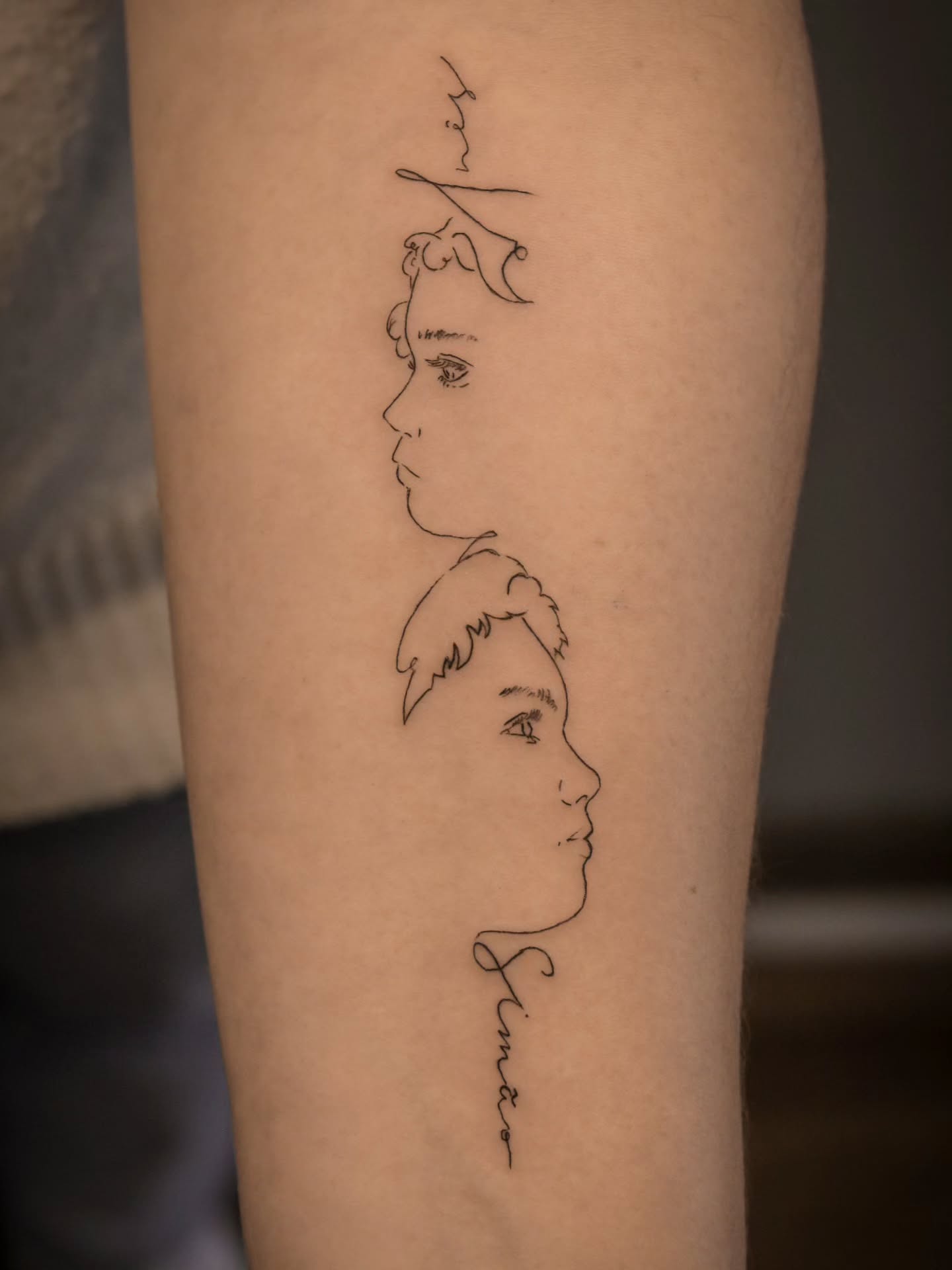 Um fineline bastante carinhoso feito pela nossa artista @joana_barradas
#tattooer #tattoo #fineline #finelinetattoo #cute