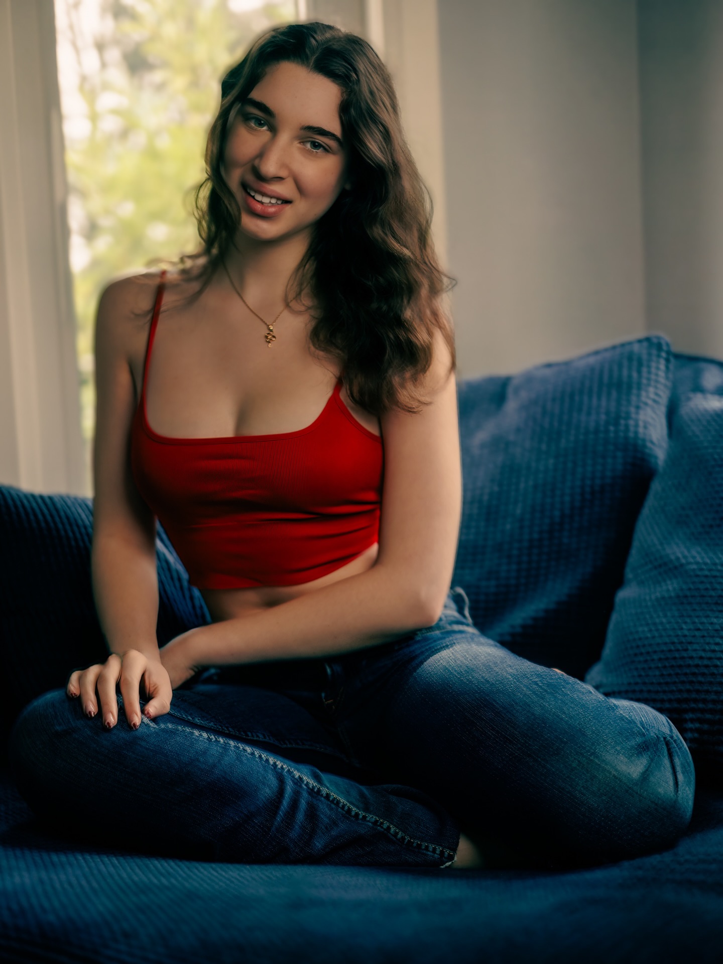 I had a great time helping Gabi with new photos for her modelling and acting portfolio.
I’ve found over the years that the big difference between a standard headshot and one that feels magnetic usually comes down to how comfortable you are in front of the lens. My approach is all about helping you get grounded so you can just be you in front of the camera.
When there’s no performing or overthinking, your natural essence takes over—and that’s what makes a portrait really stand out from the rest. ✨
View more work at lindamackie.ca (Link in bio)
. . . #VictoriaBC #VancouverIslandPhotographer #NewFace #ActorHeadshots #ModelingPortfolio
@headshots.matter @headshotsmatter.talent @westshorechamber @