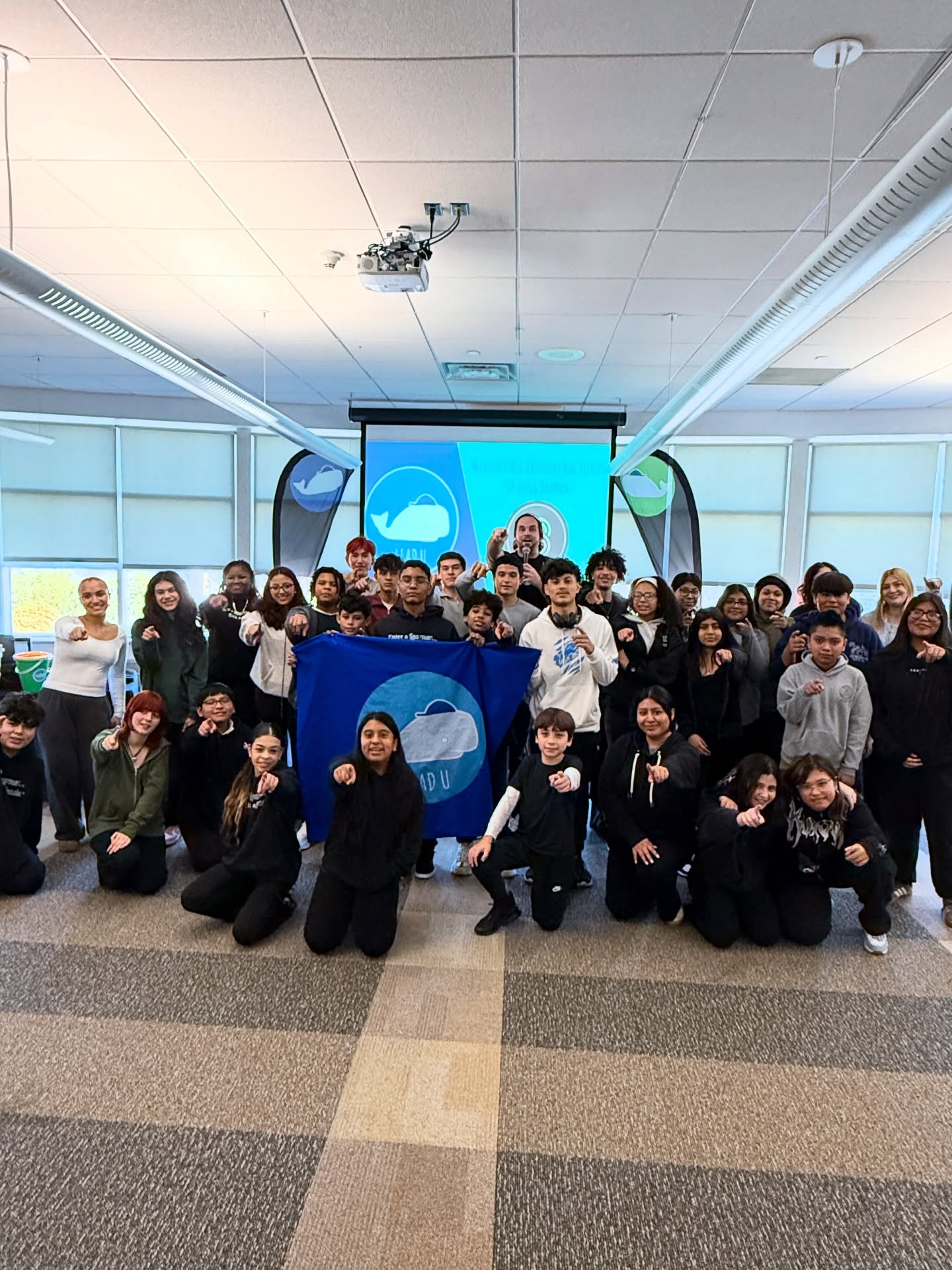 Big Brothers Big Sisters = BIG FUN 🙌
Taking it to Long Branch today with the @bbbscnnj at Long Branch Middle School! What an incredible group of mentees and mentors coming together to have some laughs, have some fun, and play some of our favorite activities.
Thank you so much to both Big Brothers Big Sisters and Long Branch Middle School for another great time!