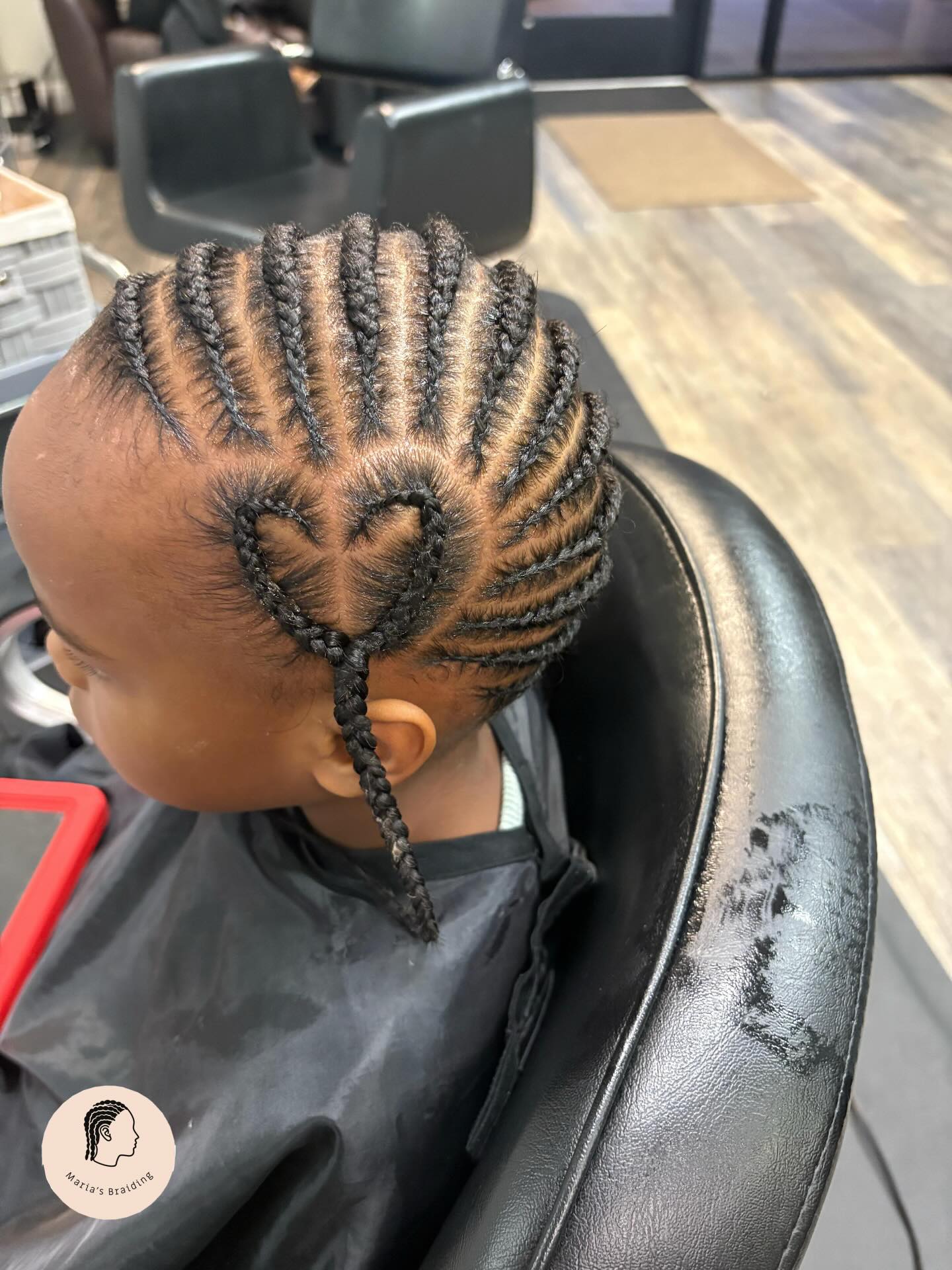 Starting the week fresh, with even fresher styles at Maria’s Braiding.
#braid #hairstyles