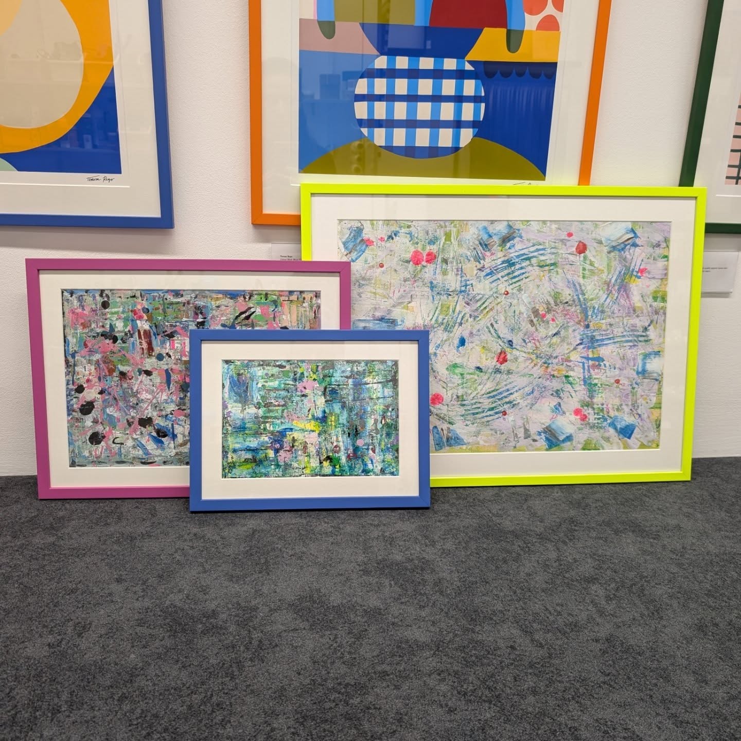 Enjoying these original abstract paintings on paper by @gabriellalovelove
#colourfulframes
#contemporaryframing
#fluorescent
#neondecor
#londonartist