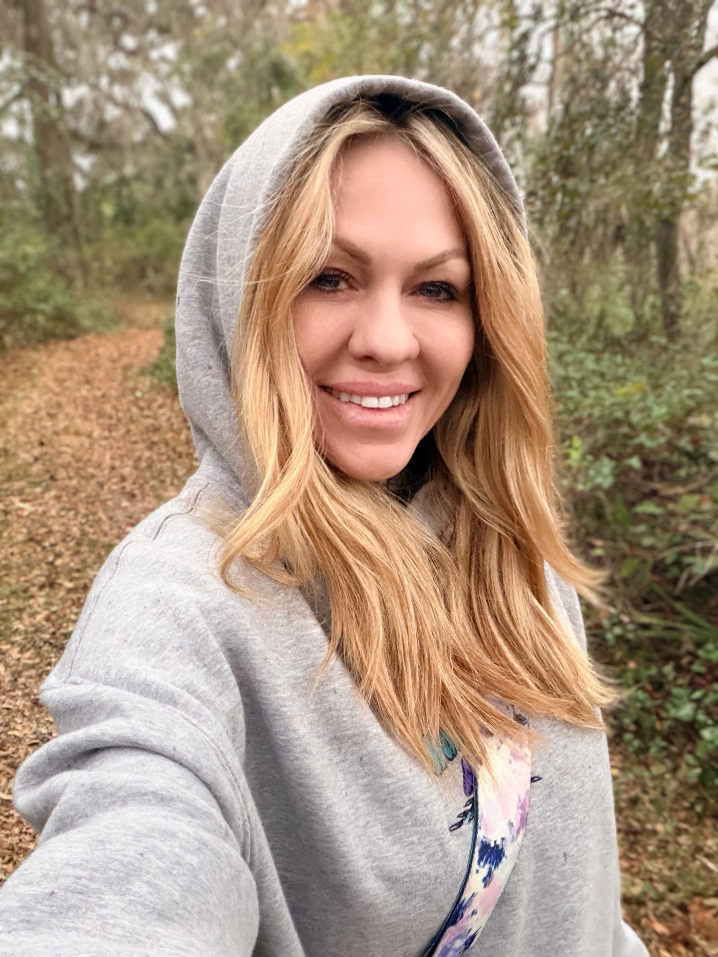 Menopause has been humbling.
Knowing what’s happening…
but not always being able to control it.
A mind that understands,
and a body that speaks in its own language now.
It’s stripped me down to the truth.
Forced me to meet myself
without the masks,
without the control.
And somehow…
in all this surrender,
I’ve found a deeper confidence.
Softer.
Wiser.
More in tune.
Not fading…
I’m evolving.
And honestly?
That feels sexy as hell. 🔥✨