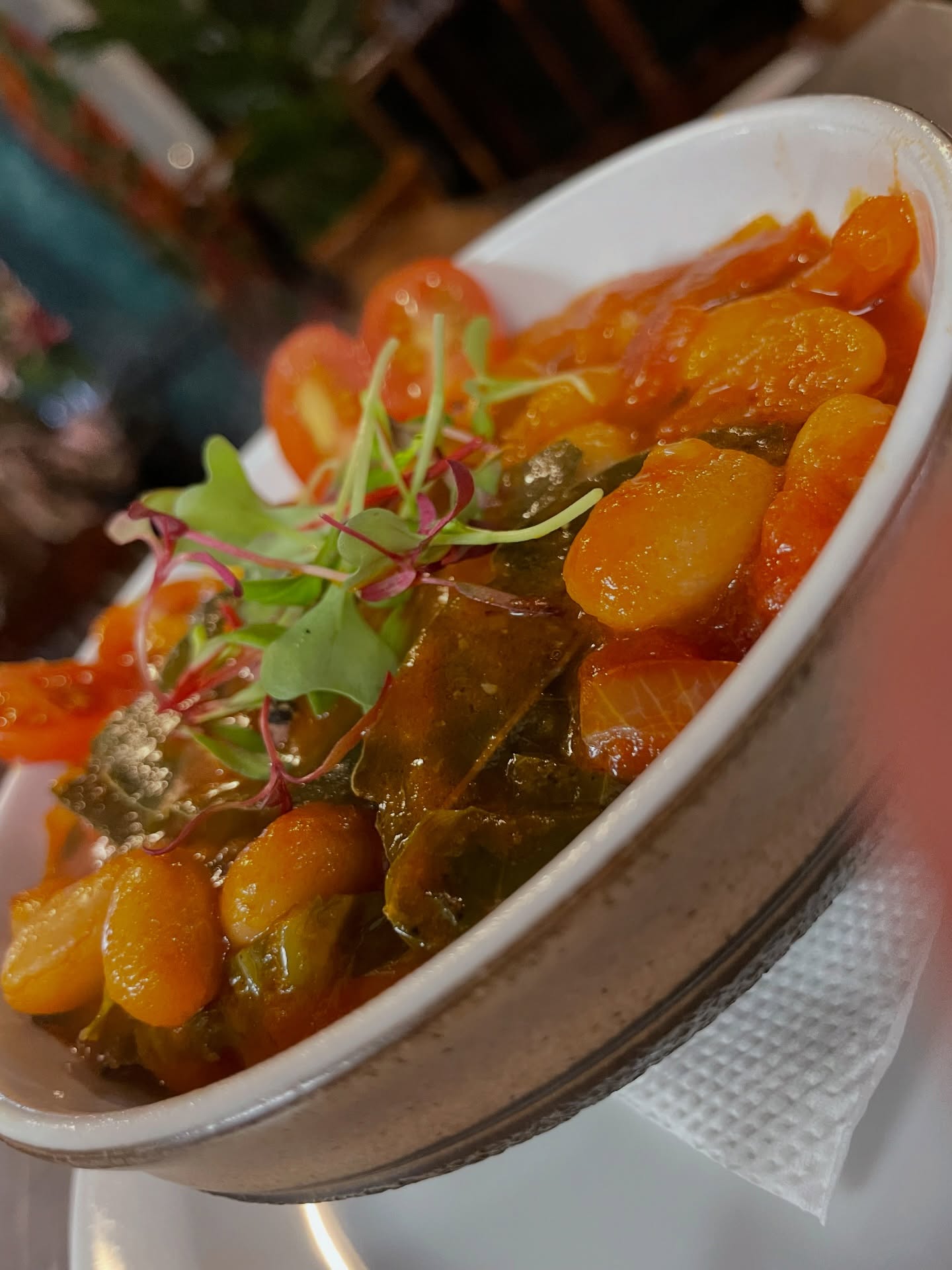 “Fabada” some say is vegetarian “feijoada” we say both de li cious!
Eat in or #takeaway
#friday #ubereats #takeaway #burgerlovers
.
.
.
www.thepotterybar.co.uk