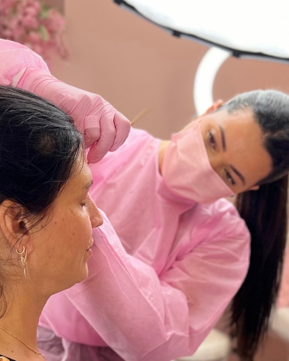 At Luciana’s Makeup we don’t perform eyebrow tattoos. We’ve all seen the results of old brow tattoos /micropigmentation style, the kind that instantly brings to mind outdated techniques, heaviness, and brows that simply didn’t belong to the face they were placed on.
Deep implantation, rigid shapes, uneven symmetry, and standardized tones created to “fit everyone”… and ended up honoring no one.
Unfortunately, the lack of responsibility and technical mastery in the past left more than visible marks. It left scars, discoloration, fear, and hesitation. Especially for women who once trusted the process and were disappointed by the outcome.
When we speak about Nanoblading, we are talking about precision and evolution. Ultra-fine, strategically placed strokes designed to replicate real hair, flowing together seamlessly, enhancing what already exists instead of overpowering it.
We don’t believe in outdated and traditional micropigmentation either. We believe in natural, individual beauty.
In refinement over excess. In analyzing each face with intention, understanding its structure, movement, and expression and applying true artistic vision to each client.
That’s why we offer LuvBrows Nanoblading: an evolved, personalized technique created for women who want results that feel like themselves, only more confident.
Because your brows should never look “done.” They should look right just for you.✨
#lucianasmakeup #michiganmicroblading #microbladingmichigan #luvbrowsnanoblading #microblading