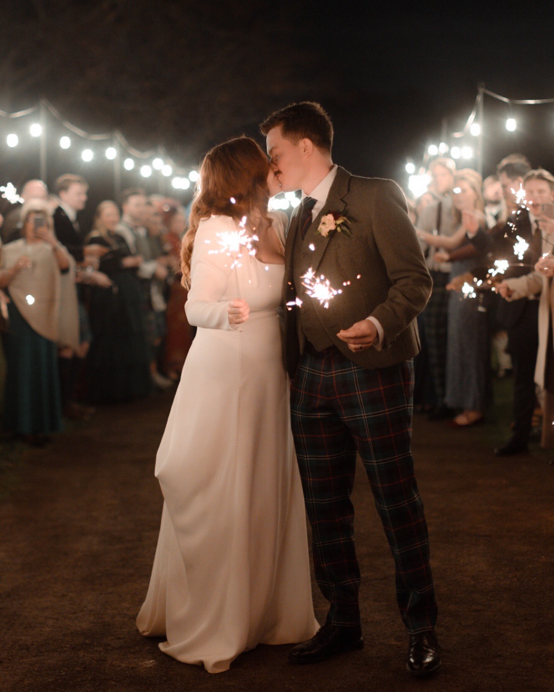 Grace + Luke // @dunglassestate
@jim_mackintosh_celebrant
@jacquelynmcpheemakeup
@platter_and_pop
@nine18weddingfilms