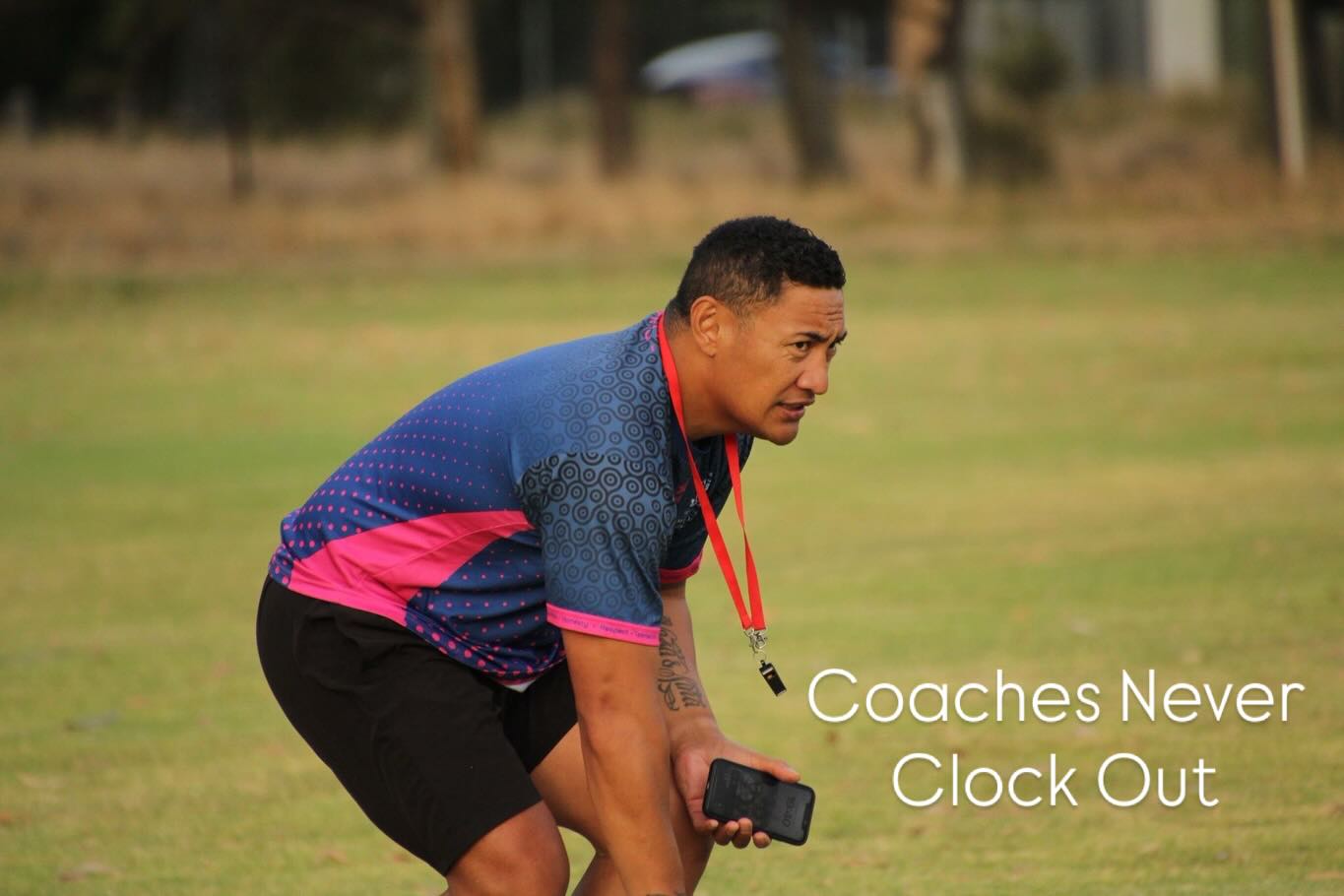 Coaches don’t clock out.
Early mornings. Late nights. Extra meetings.
Extra care. Extra effort. 🏉
Coaches see the work. The details.
And we see our coaches 👀
#chasingnike #mufamily❤️
📸 @dglphotography_