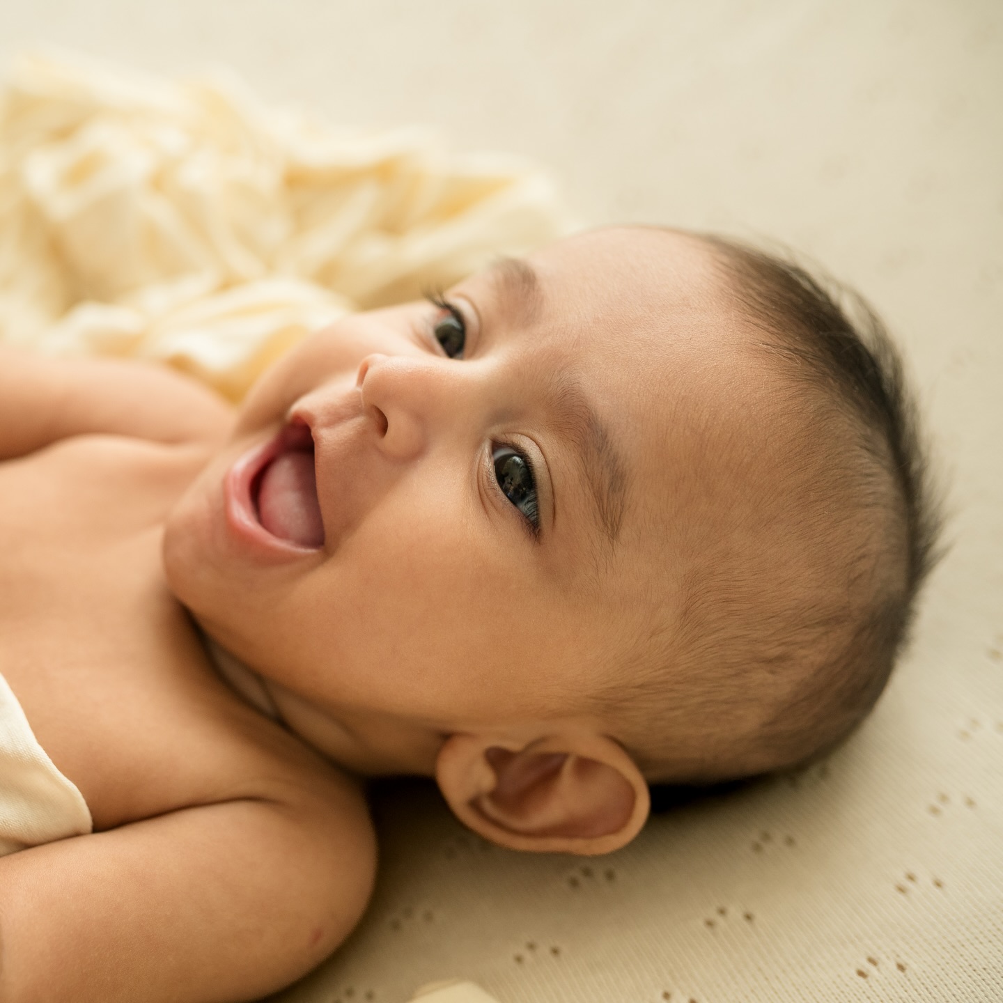 They start recognising voices.
They start holding eye contact.
And suddenly… they start smiling on purpose 🥹
Three months is when the world slowly becomes interesting…and parents realise how fast time is moving.
Tiny fingers stronger.
Little neck lifting proudly.
Smiles that feel like sunshine ☀️
This is the stage you never want to forget.
#3months #milestoneshoot #babyphotographer #babygram