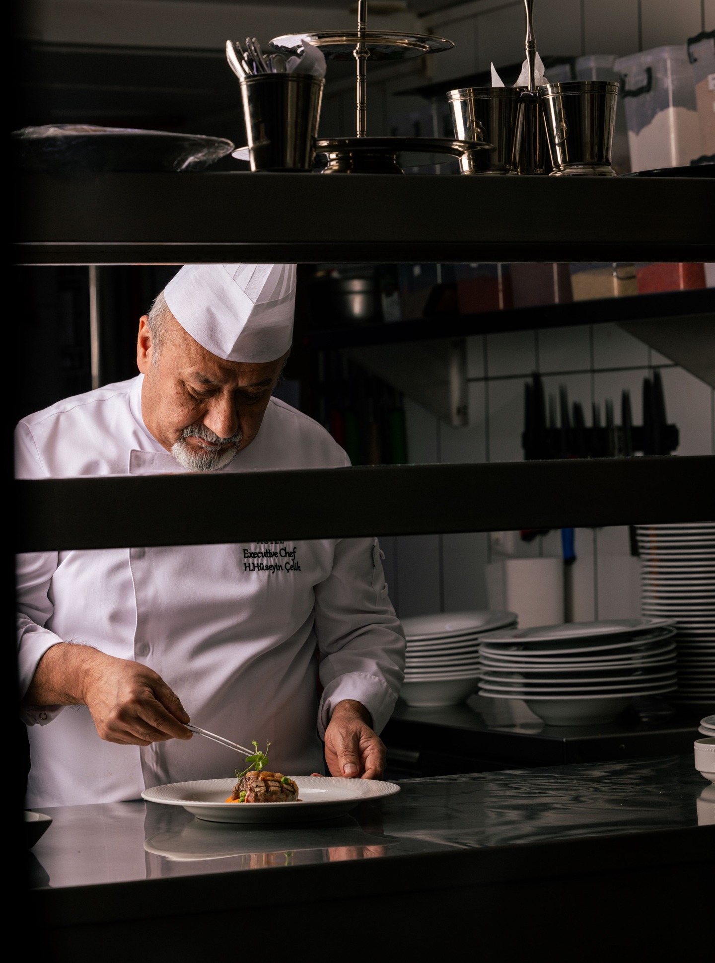 Boathouse Restaurant mutfağındaki ustalık, tabağınızdaki standardı belirliyor. ??
The culinary mastery at Boathouse Restaurant defines the standard on your plate. ??
Rezervasyon için:
? +90 216 422 00 03
?+90 546 525 47 11
✉️ info@bosphoruspalace.com
? Yalıboyu Caddesi No: 64, Beylerbeyi, İstanbul
#BosphorusPalaceHotel #BoatHouseRestaurant #bosphorus #bosphorusview #istanbul #istanbulrestaurant