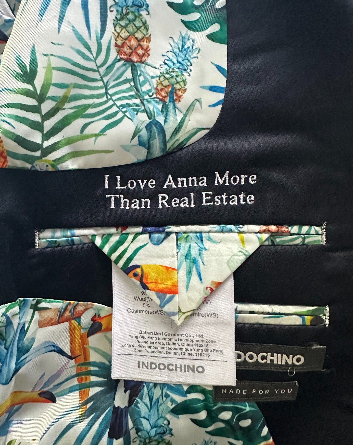 Making things clear on my new custom suit!
.
.
.
.
.
#thatsmywife#rpspropertysolutions #realestateinvesting #webuyhouses #webuyhousescash #rentalproperties #rhodeislandrealestate #cashforhouses #flippinghouses
