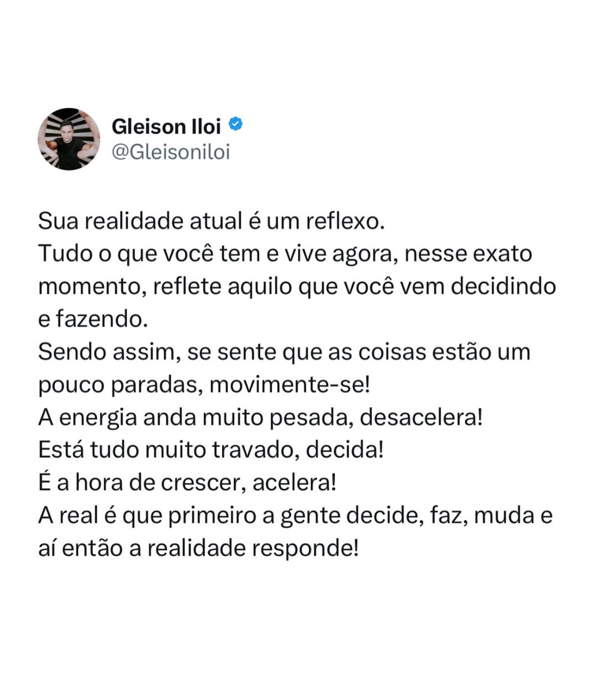 Movimento gera movimento!
Essa frase é um guia que trabalho constantemente com os meus mentorados. É sobre isso, o que decidimos e fazemos criam os nossos resultados, sempre!
É uma simples relação de ação e reação: o que decidimos, fizemos e movimentamos são a base do que teremos e viveremos.
O que quero te dizer com esse post é que, não importa o seu momento, não importa o tamanho dos seus desafios, não importa o seu estado atual, basta uma decisão, uma ação, um movimento para tudo começar a andar na direção do que você mais sonha!
Eu vejo isso acontecer nas minhas mentorias e quero ver acontecer com você, afinal, tenho certeza que grandes coisas estão por vir!
Tô contigo, da sua mão eu não solto! Vamos juntos ??
