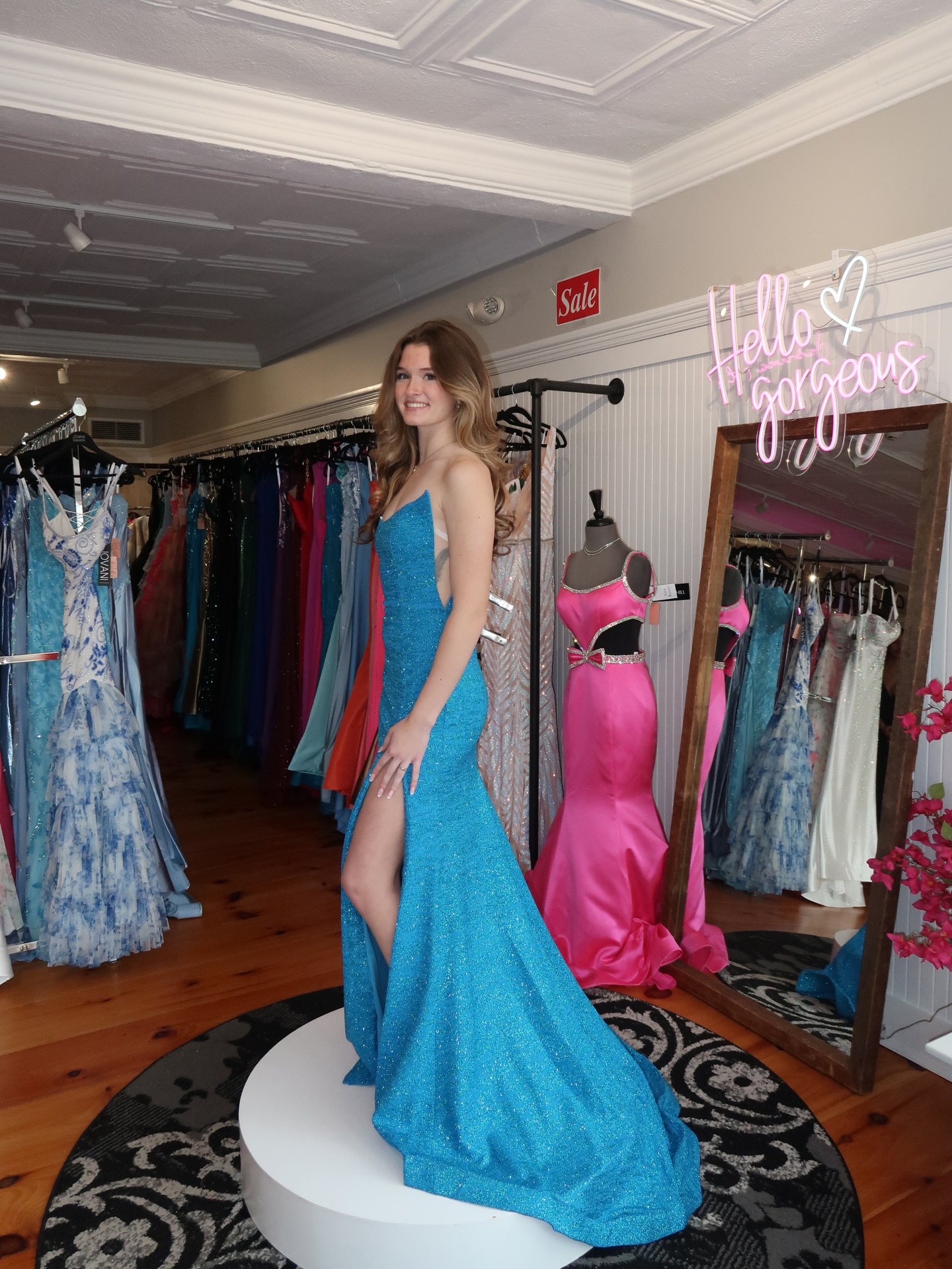 Saying yes to the prom dress has never been so FUN! 💫
Book your prom dress shopping appointment by clicking the link in our bio! We have so many new dresses to shop from, don’t wait 💃
-
#dressshop #promnight #ctprom #prom #promdress