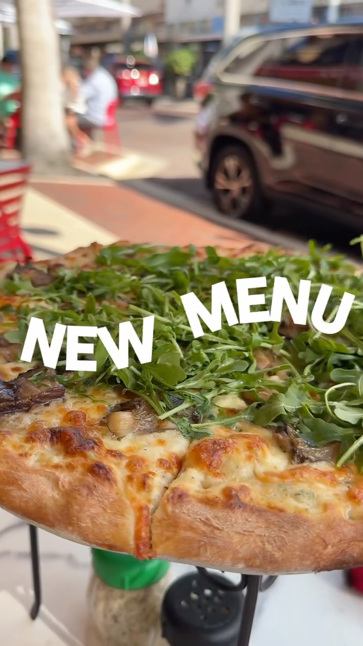 Try our new menu items and celebrate the weekend with Art Walk and ArtFest in downtown Fort Myers!
NEW ITEMS:
Garlic Knots
Veal Saltimbocca
SautƩed PEI Mussels
Truffle Funghi Pizza
#caponescoalfiredpizza #downtownfortmyers #artfest