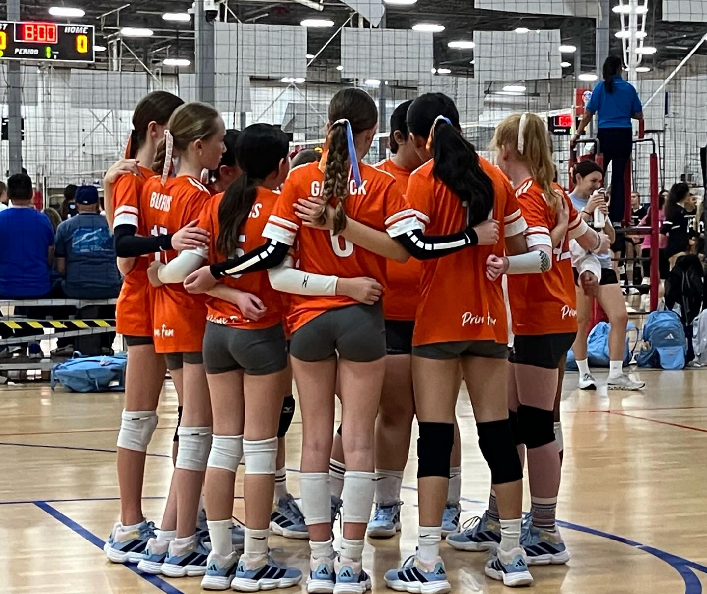 12 Molten played hard this weekend, working together as a team and got an ace! Go 12 Molten! Proud of you! #alwayslearning #primevibes #3stripelife #12Molten #primevolleyballclub