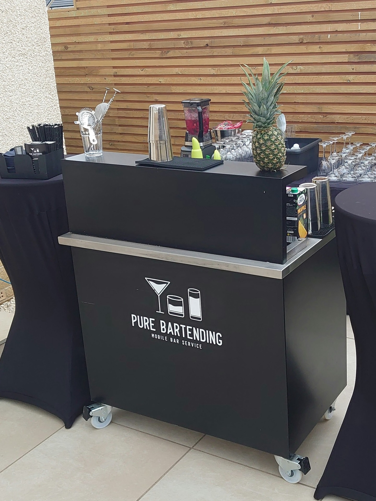 Discover our mobile bar options for your next event - designed for larger gatherings or for bringing a polished, professional setup into your home.
With a range of bar sizes available, each setup is tailored to suit the scale and style of your occasion.
Get in touch to explore the right fit for your event.
____________________
#MobileBar #EventBartending #PrivateEvents #CocktailService #ScotlandEvents GlasgowEvents