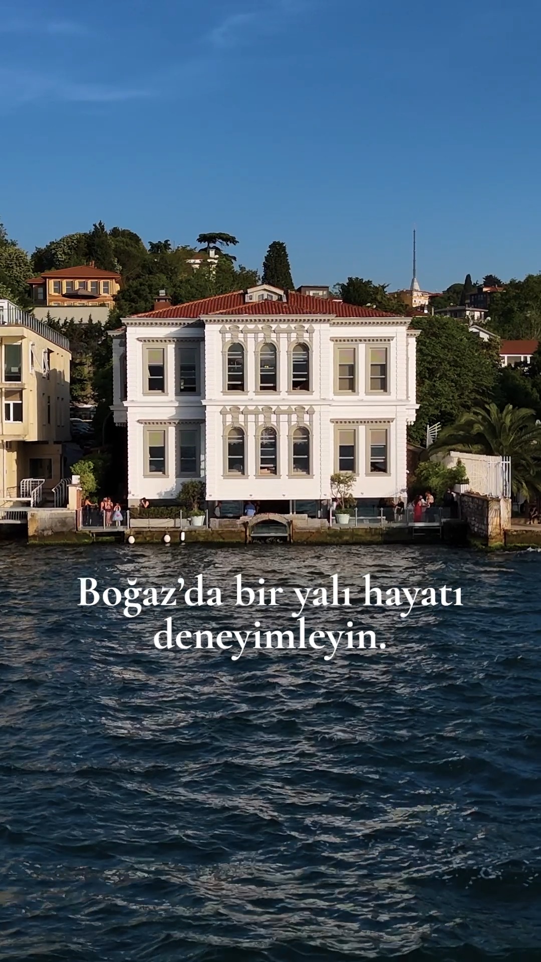 Eşsiz yalı deneyimini taçlandıracak bir sürprizimiz var. Web sitemize veya telefonla rezervasyonlarınıza özel 'PALACE5' koduyla %5 ek indirim sizi bekliyor.
We have a surprise to crown your unique mansion experience. An exclusive 5% additional discount awaits you with the code 'PALACE5' for your reservations via our website or by phone.
Rezervasyon için:
Tel: +90 216 422 00 03
WhatsApp: +90 507 460 18 17
✉️ info@bosphoruspalace.com
? Yalıboyu Caddesi No: 64, Beylerbeyi, İstanbul
#BosphorusPalaceHotel #bosphorus #istanbul #celebration #event #boutiquehotel #istanbulhotels