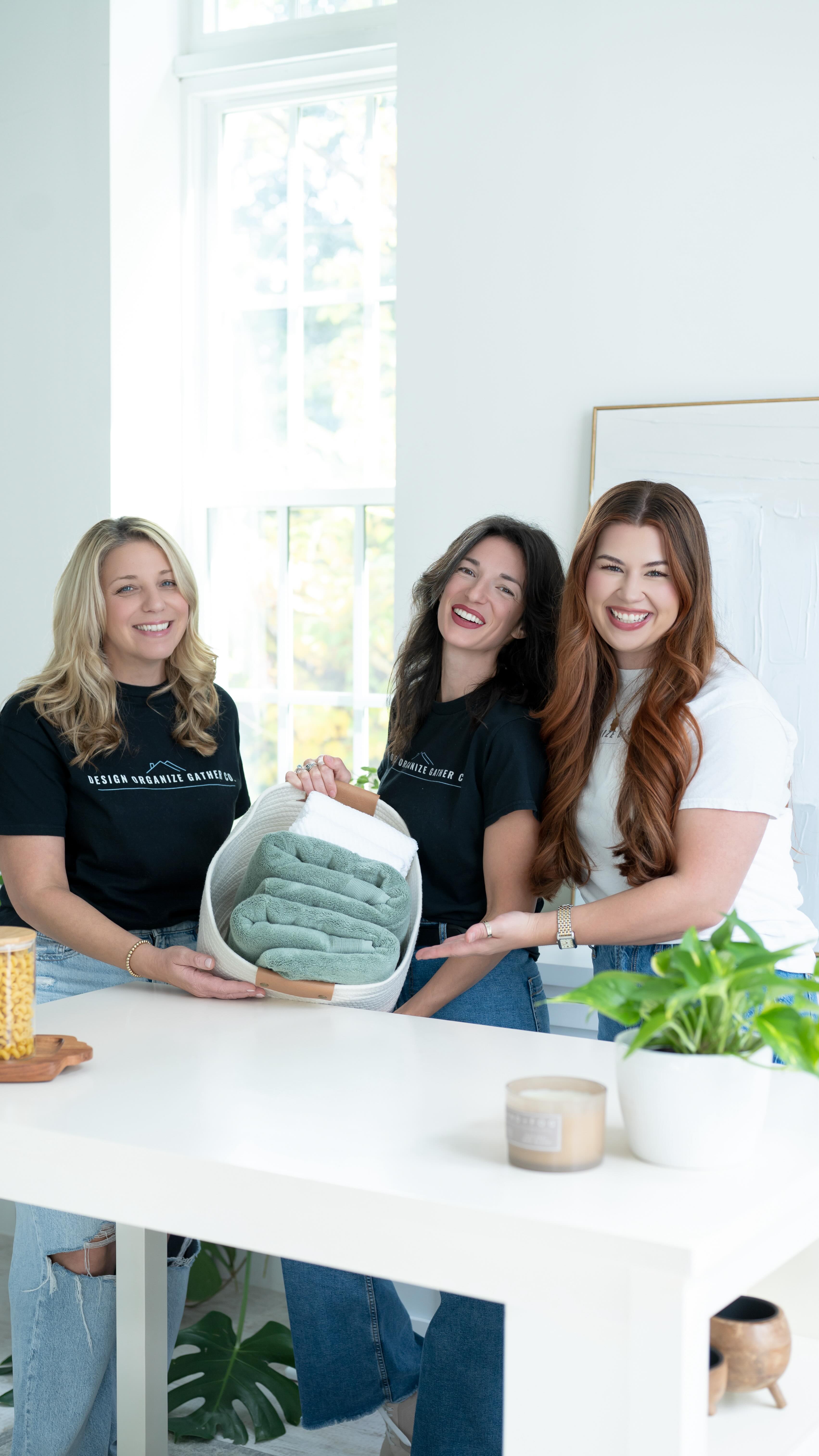 When I started my business over 14 years ago, I knew one thing for sure — I never wanted this to feel transactional.
I never wanted my clients to feel like just another booking on the calendar.
I wanted you to feel seen. Cared for. Comfortable enough to settle in and just be yourself.
Because stepping into visibility isn’t always easy.
Choosing to be seen and show up for your brand can feel vulnerable.
I’ve been there.
My goal?
That you feel at ease. That you let your guard down. That you actually have the best time.
And that you leave with brand photos you love — confident in how you show up and how you’re seen.
If that’s the kind of experience you’re looking for, I’d love to connect.