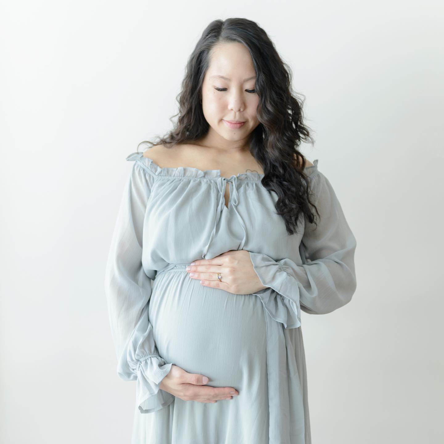 Baby girl, I cannot wait to meet you very shortly. Mommy has never been the most patient type and the anticipation of your arrival is getting me super giddy and restless. I want you to know that I will do my very best to nurture you and to love you, but please forgive me when I make mistakes, because I know I will. I pray that God will give me the wisdom to rear you into a God-fearing woman, and to support you through all of life's ups and downs. May you come to realize that life is one big tapestry, where love, pain, joy, and suffering intertwines so beautifully together. That sometimes, in the moment life can seem so unfair and impossible, but hold on to hope baby girl and be rest assured that your heavenly father who loves you so much more than I could ever show you, will never forsake you. He knows what he is doing, and you can fully trust in his perfect timing and plans for you. Don't wait too long to exit my womb, we are going to do this together, you and I baby girl! We got this.
? the talented @megmateraphotography
#rainbowbaby #maternityphotos #preciousgift #answeredprayer #springbaby #newmommy