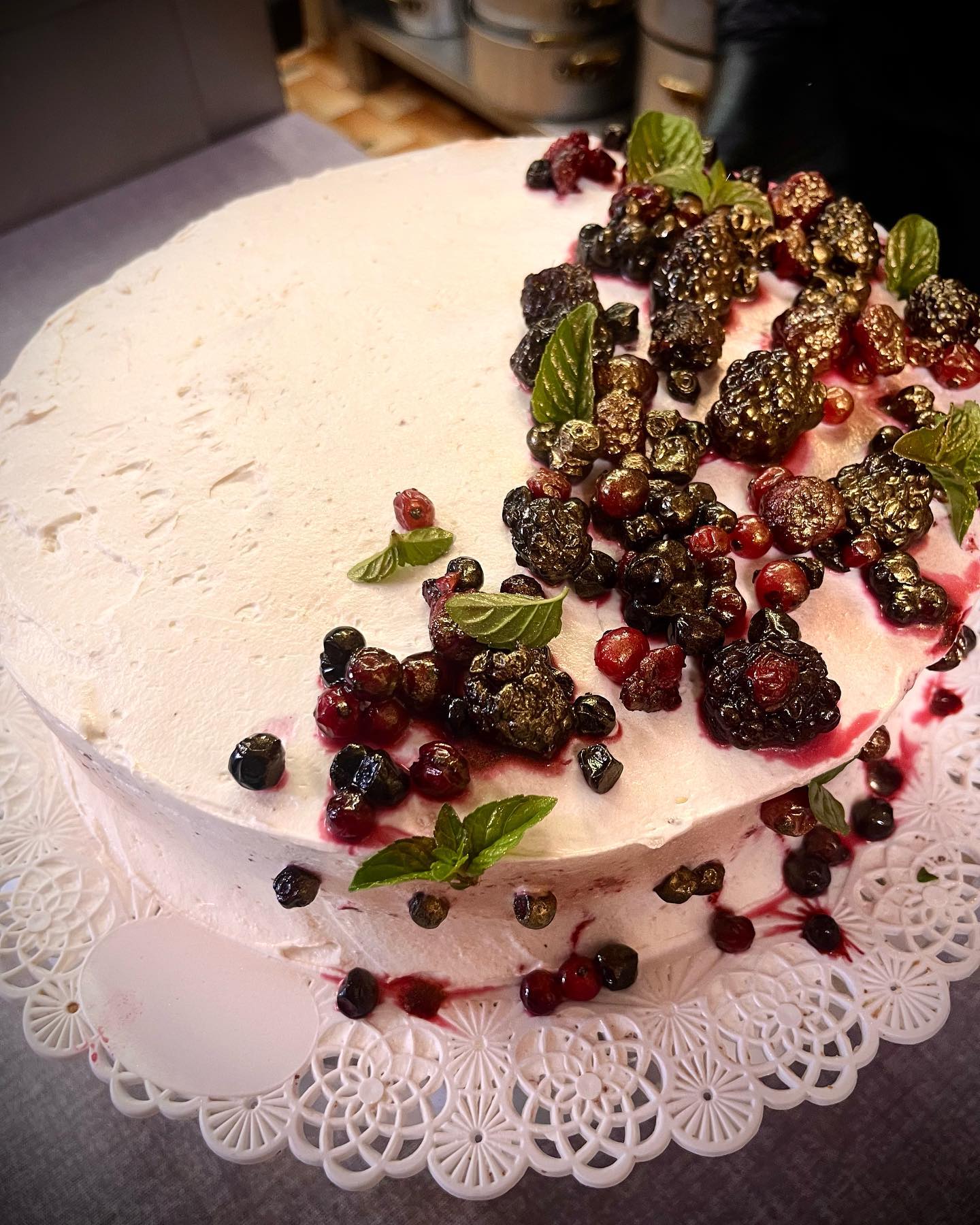 Fatima la nostra pasticciera non smette mai di stupirci.
I dolci che proponiamo come prima colazione ai nostri ospiti?️ @letortedifatima