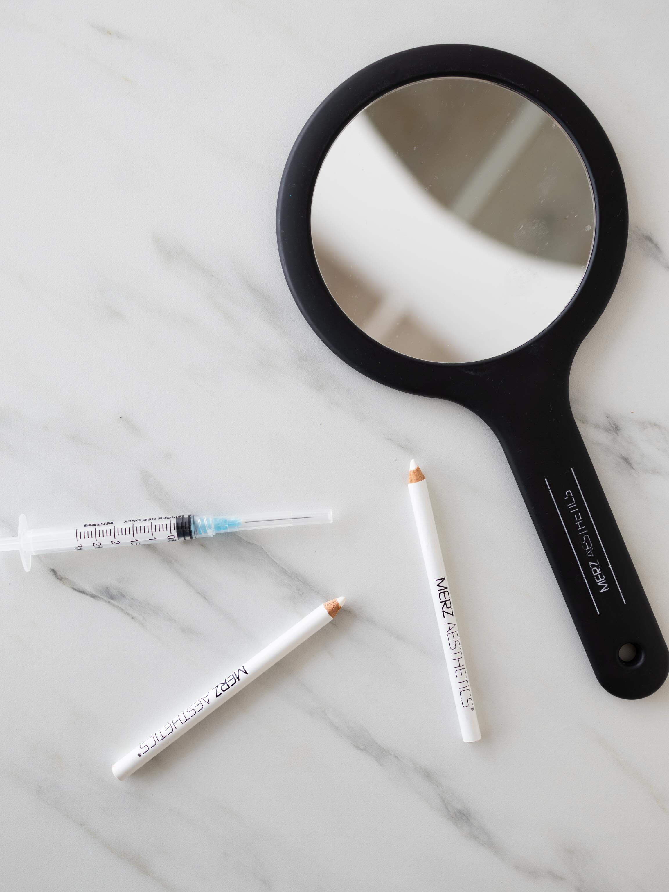 How do you look at yourself in the ?
Together we take a look at how we can give you that ultimate glow ??? we don’t change the way you look, but the way you feel and look ar yourself in that mirror ?
DM us for more help!
#cosmopolitanclinicamsterdam #injectables #selflove #botoxclinic