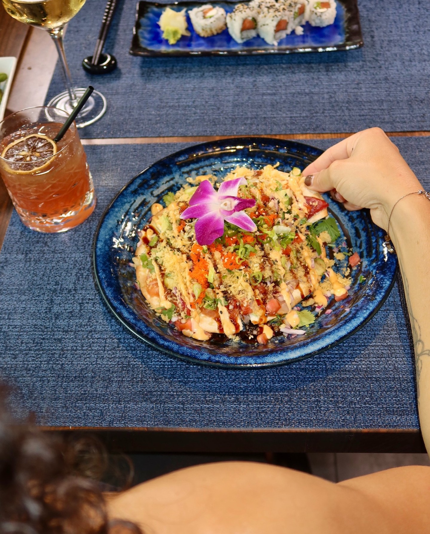 ?✨ The kind of dish that makes everyone at the table suddenly forget about sharing… our Sashimi Pizza is layered with fresh sashimi, crisp toppings, and bold flavors that disappear way too fast. Who’s grabbing the first slice?