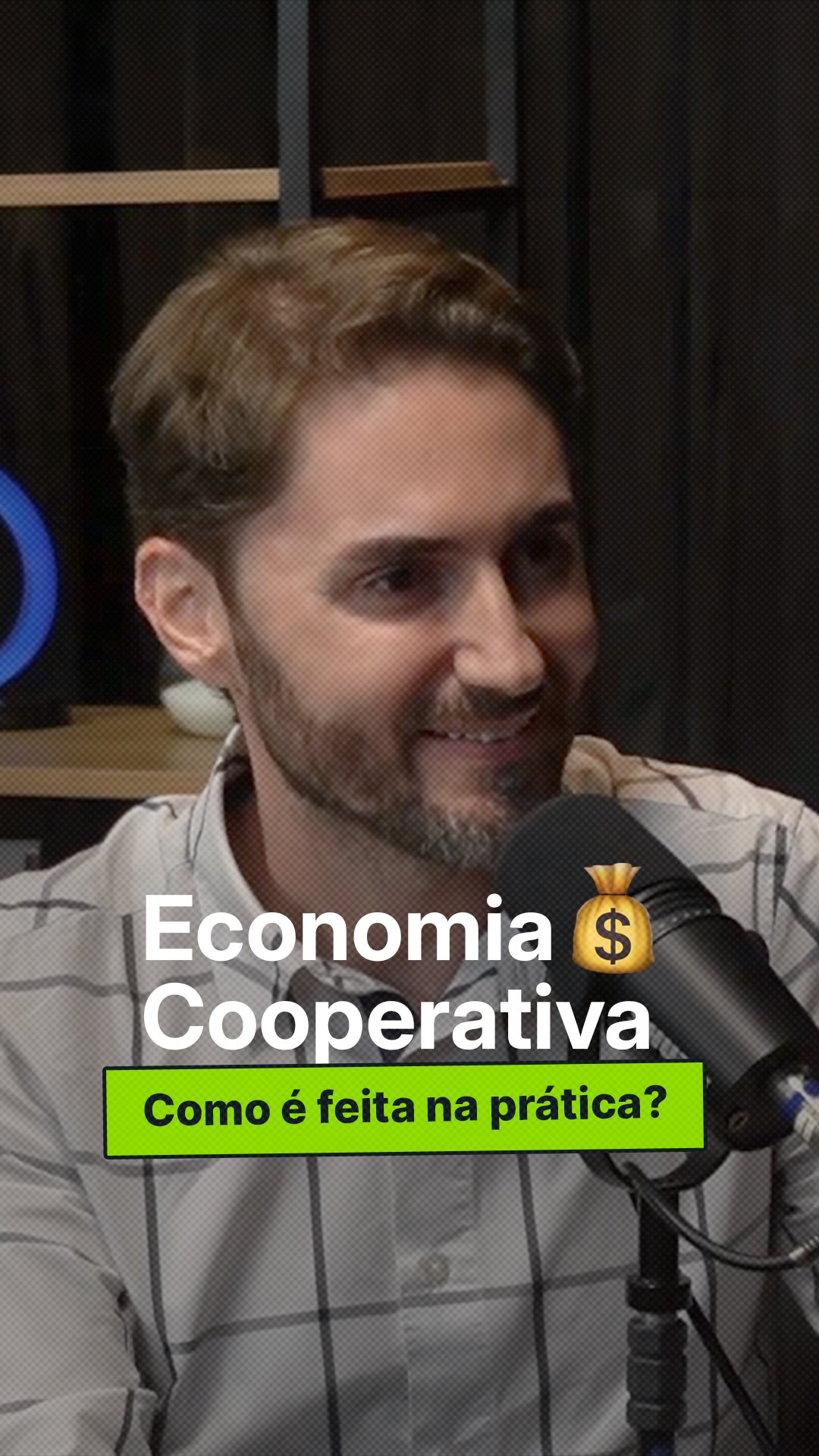 Quando falamos em previdência, falamos sobre futuro. Mas os impactos desse planejamento começam muito antes.
Pessoas mais preparadas financeiramente têm mais autonomia para fazer escolhas, enfrentar desafios e construir uma vida com mais tranquilidade.
Neste corte do Quanta Pra Mim, Tiago Testoni, gerente de negócios da Viacredi Ailos, compartilha uma reflexão sobre como o planejamento de longo prazo pode gerar benefícios que vão além do indivíduo.
▶️ Assista ao vídeo e confira a conversa completa em nosso canal do Youtube ou no Spotify.
#QuantaPrevidência #Previdência #PrevidênciaFechada #PrevidênciaCooperativa #CurtaOFuturo